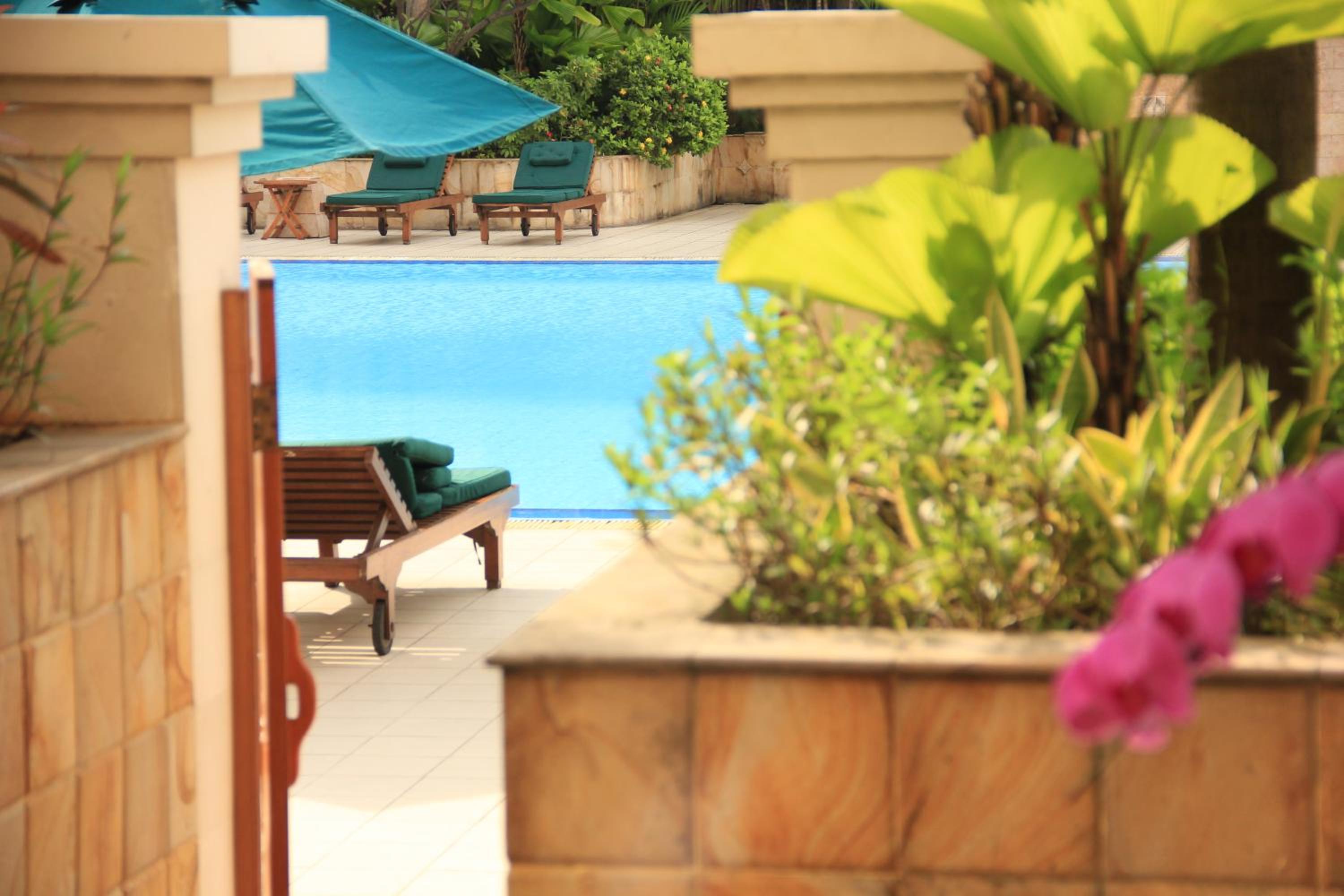 Arya Club Pool Terrace - Photo 4