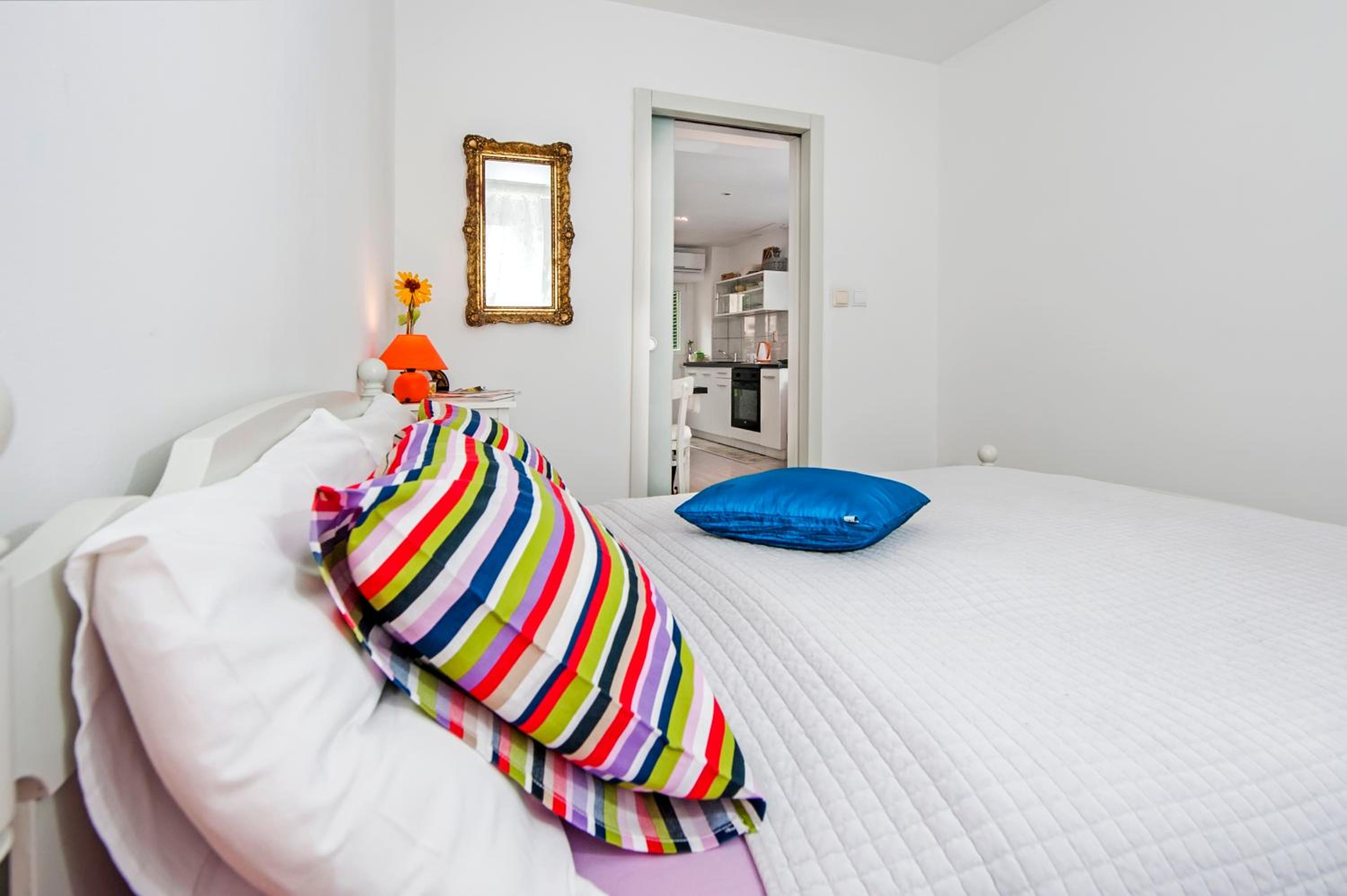 One-Bedroom Apartment - Photo 23