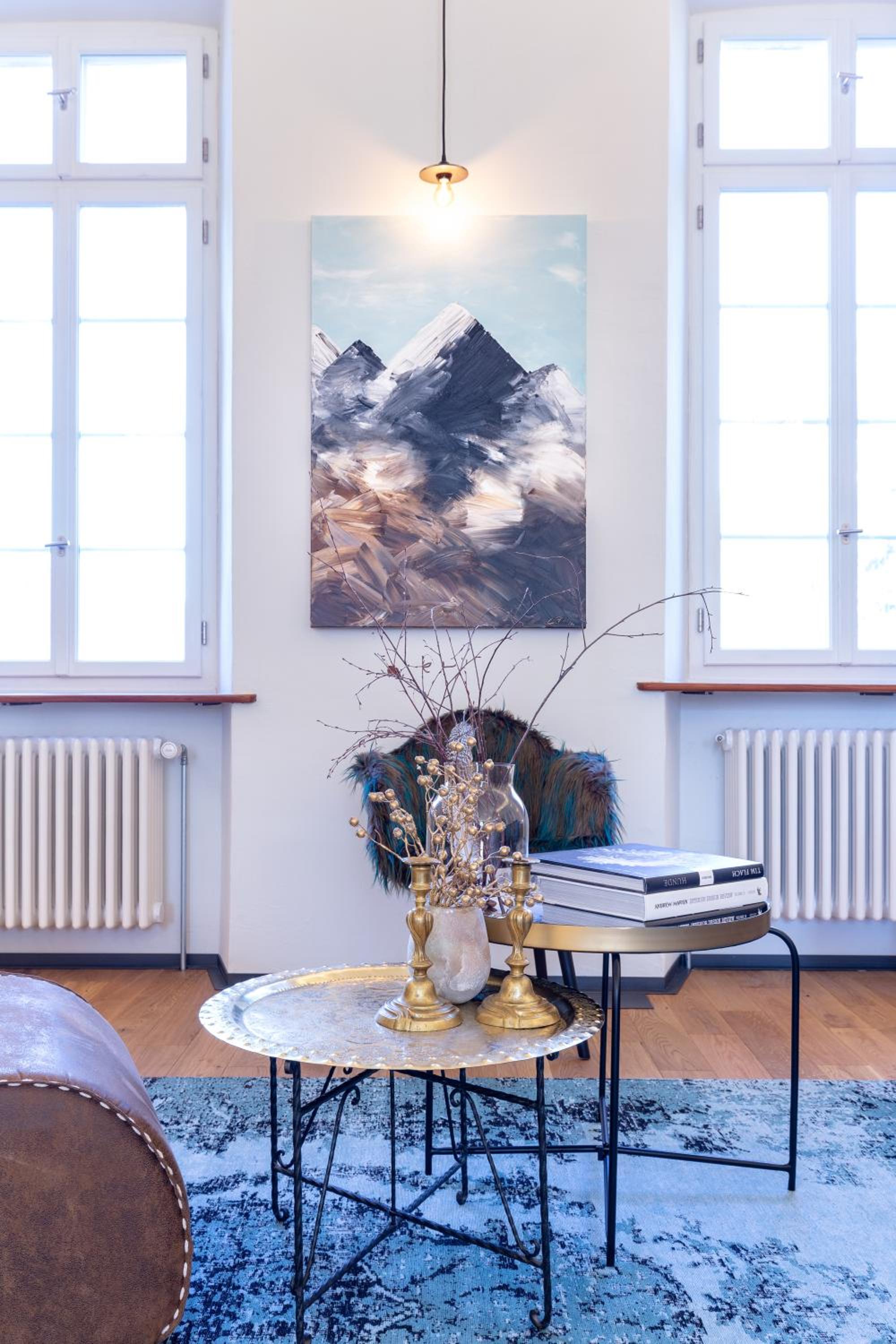 Apartment with Mountain View - Photo 3
