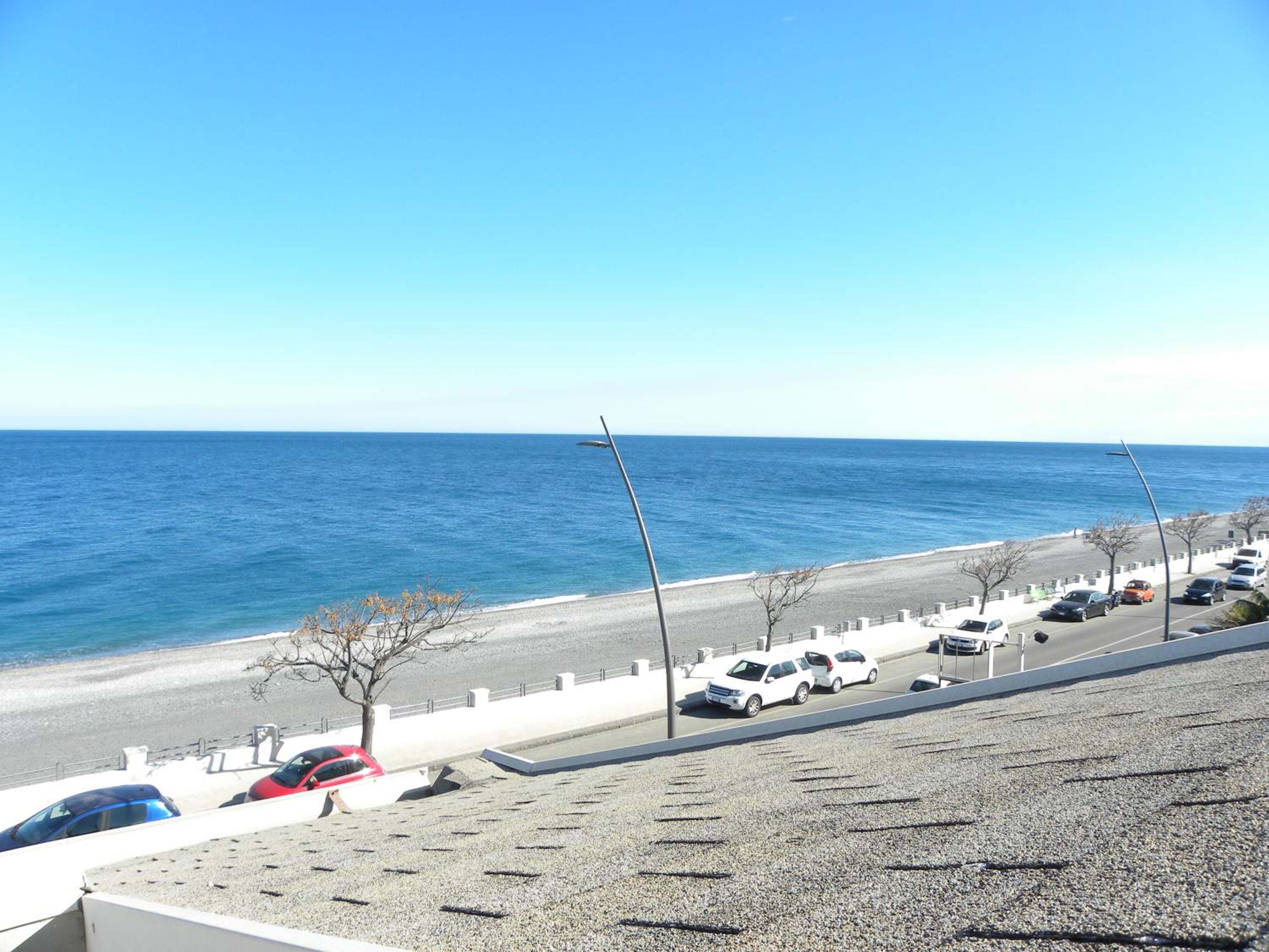Apartment with Sea View photo 3