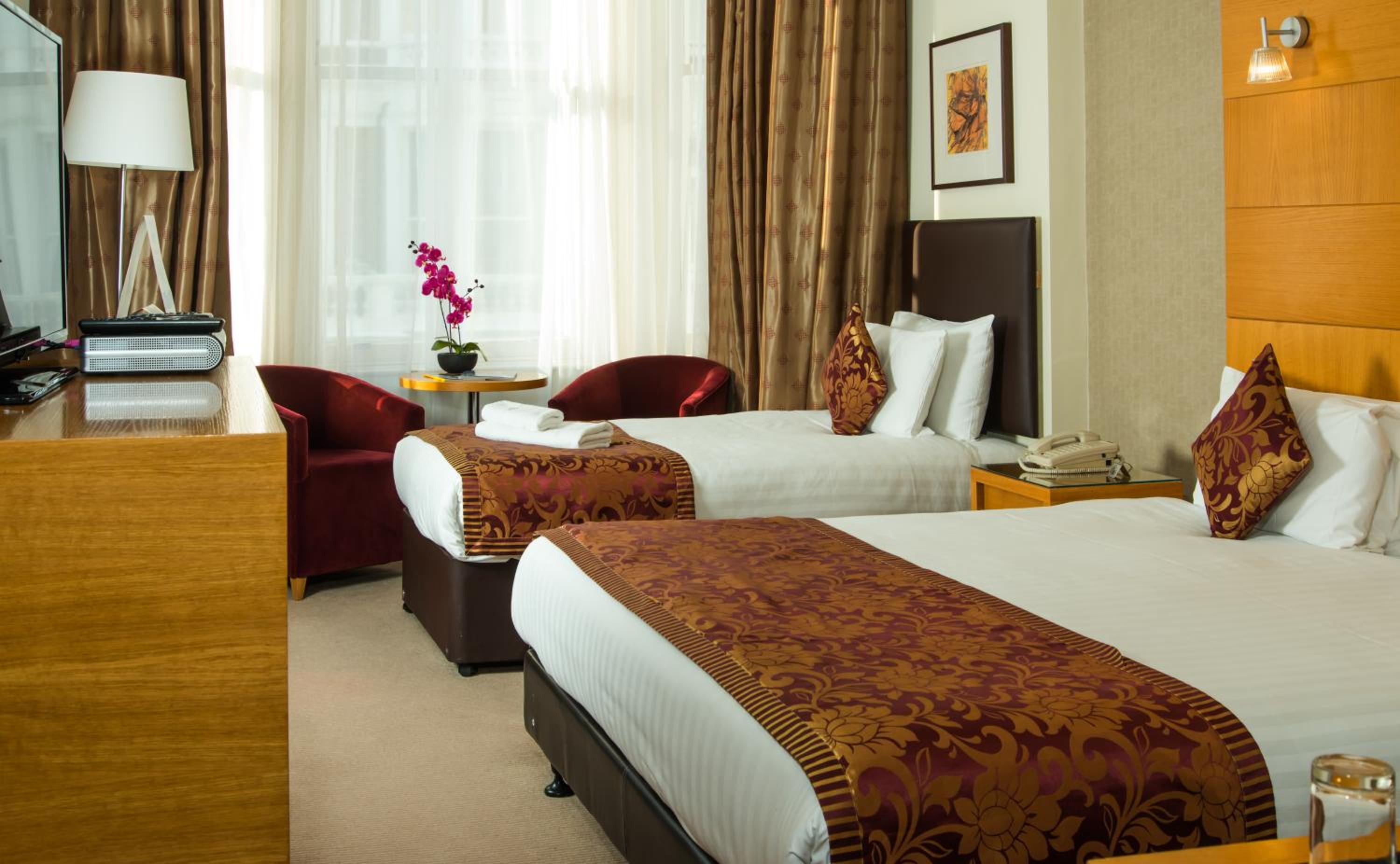 Executive Triple Room photo 3