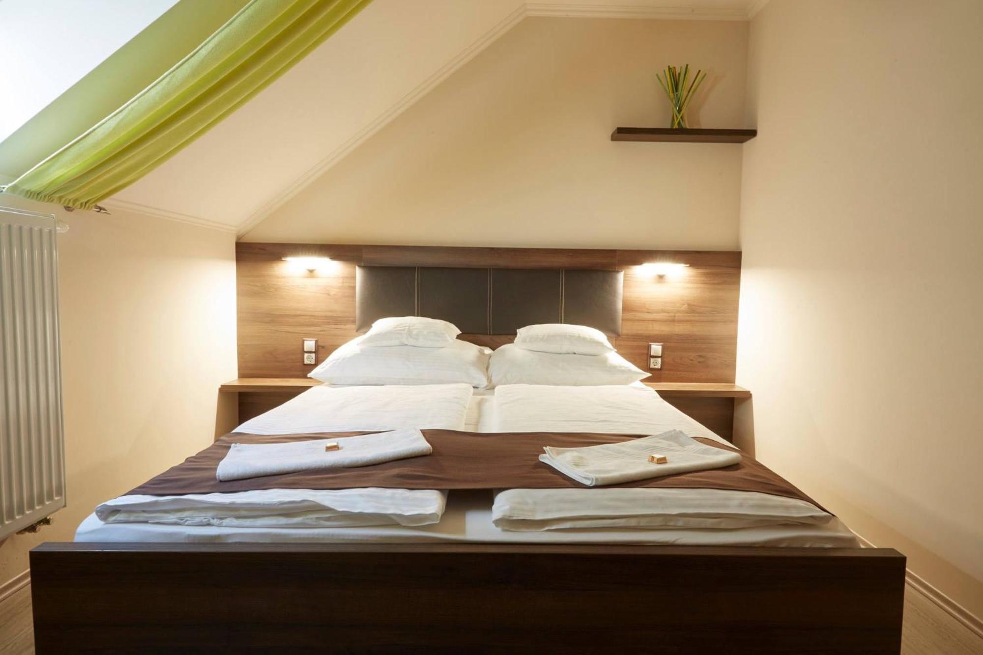 Deluxe Double Room photo 3