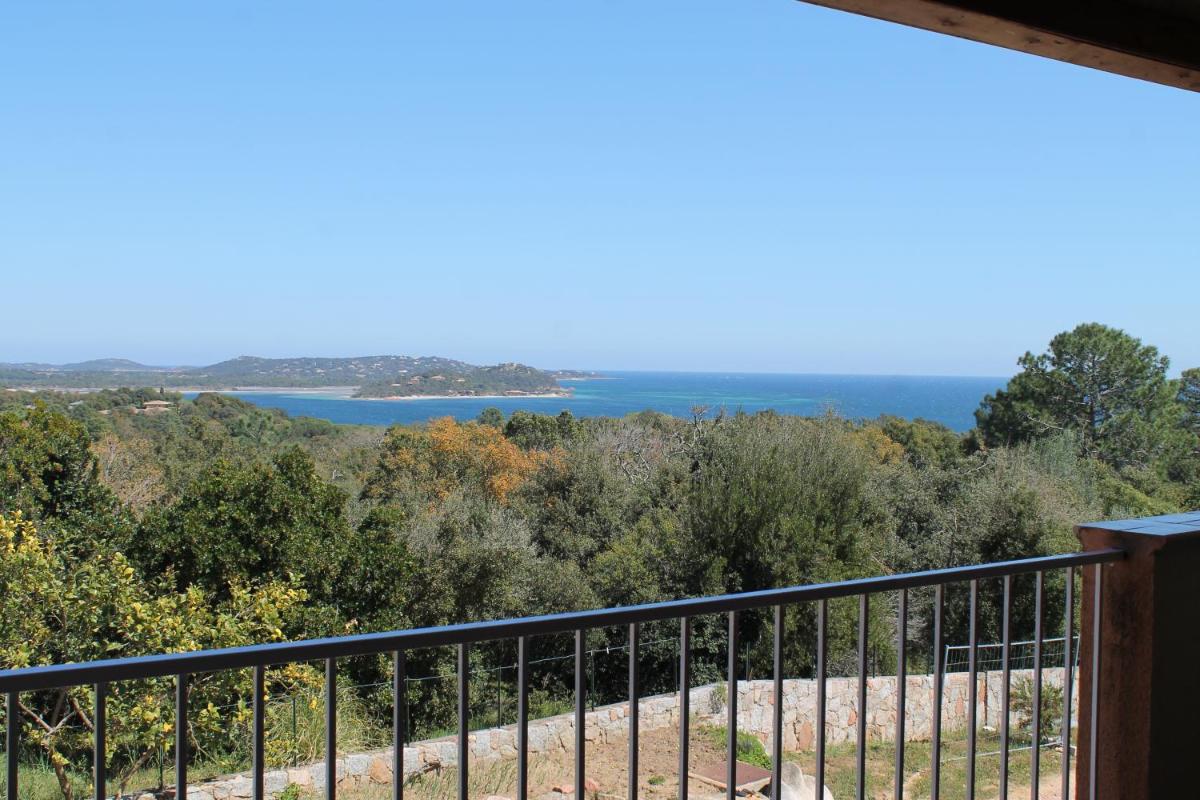 Two-Bedroom Apartment with Terrace (4 Adults)