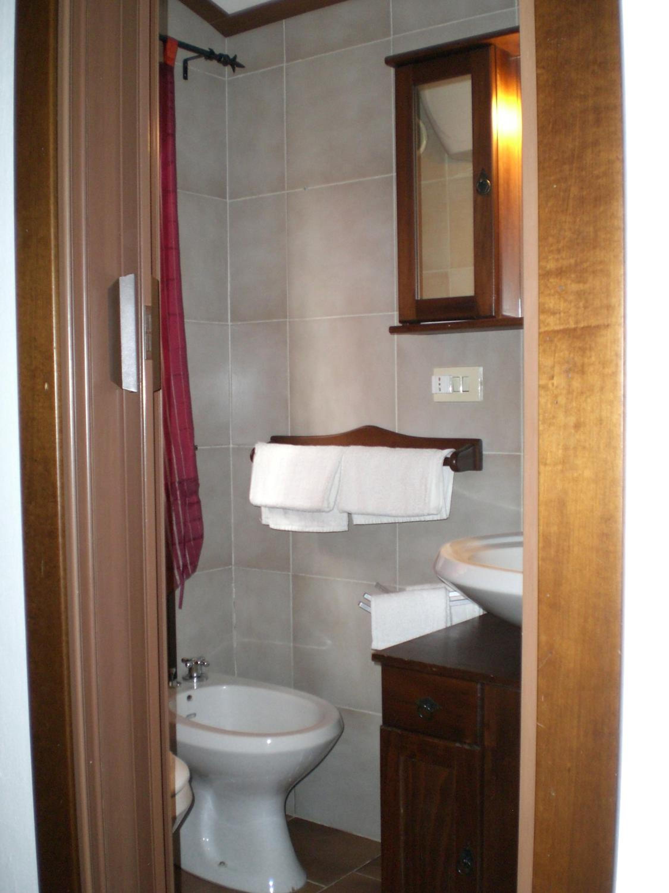 One-Bedroom Apartment with Sofa Bed photo 2