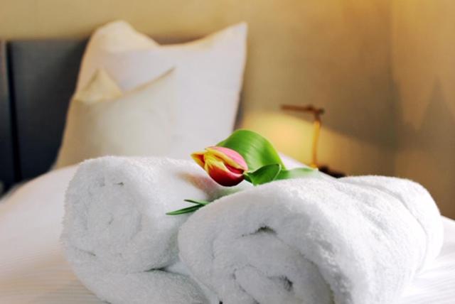 Double or Twin Room with Private Bathroom photo 1