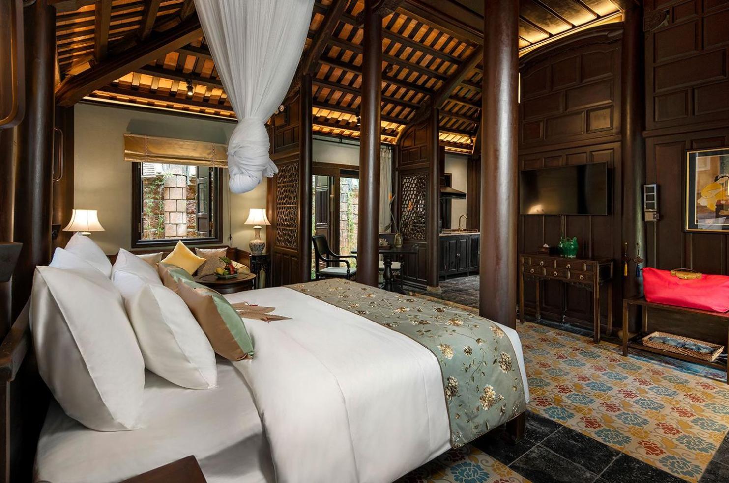 King Room With Pool View