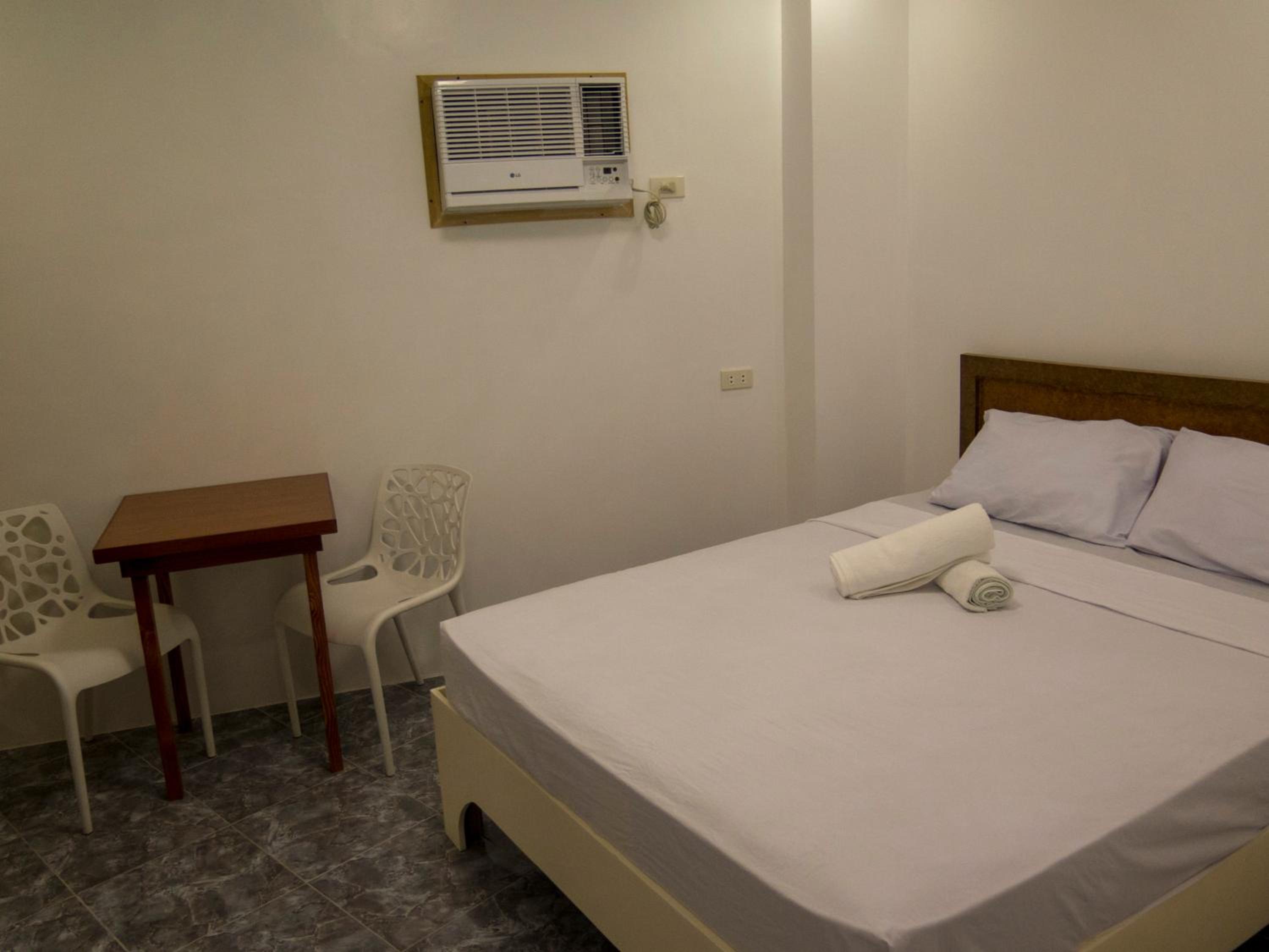 Standard Double Room photo 2