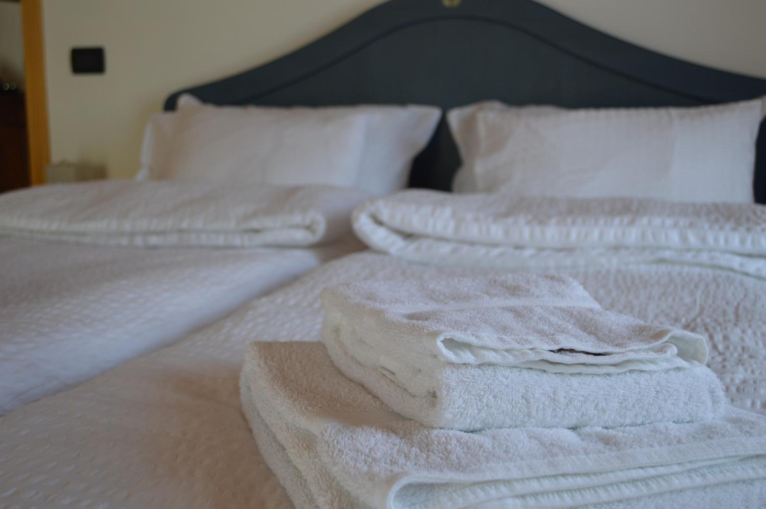 Double Room - Photo 10