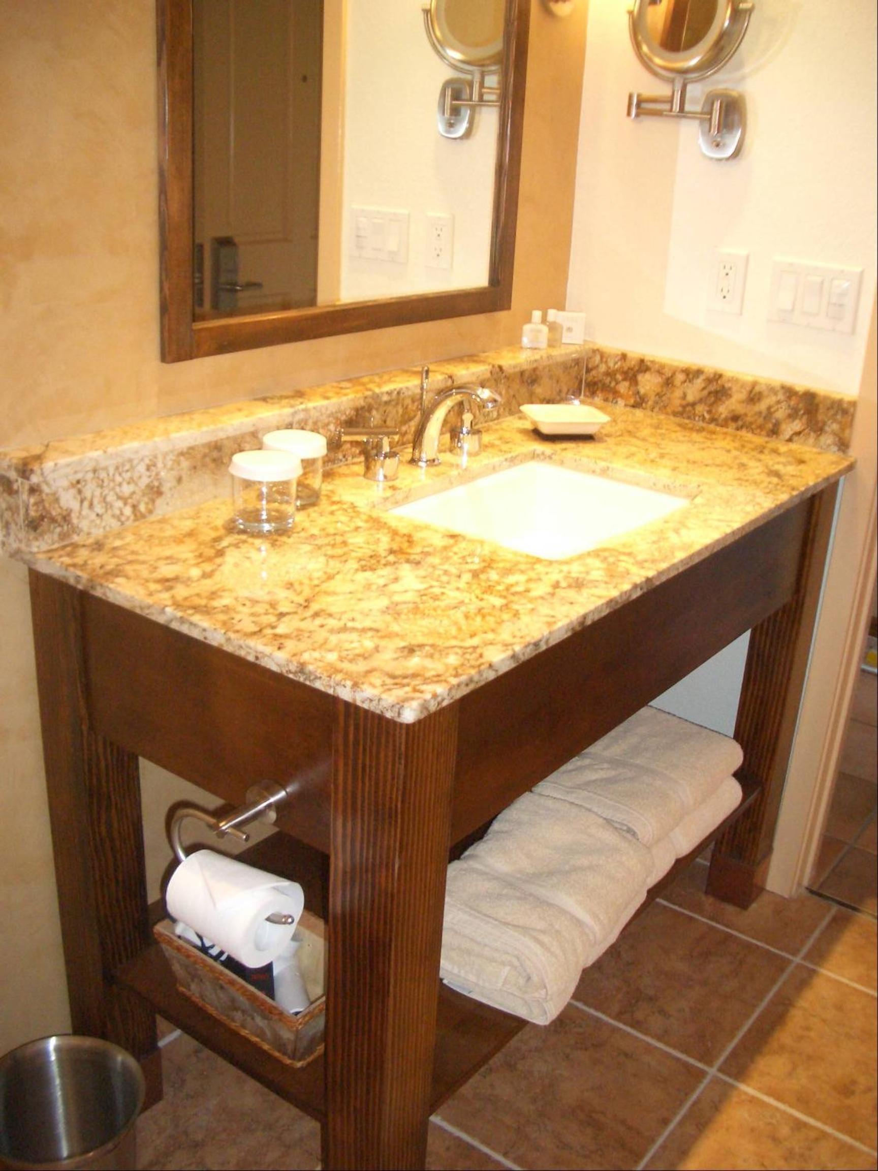 Deluxe Queen Room photo 2