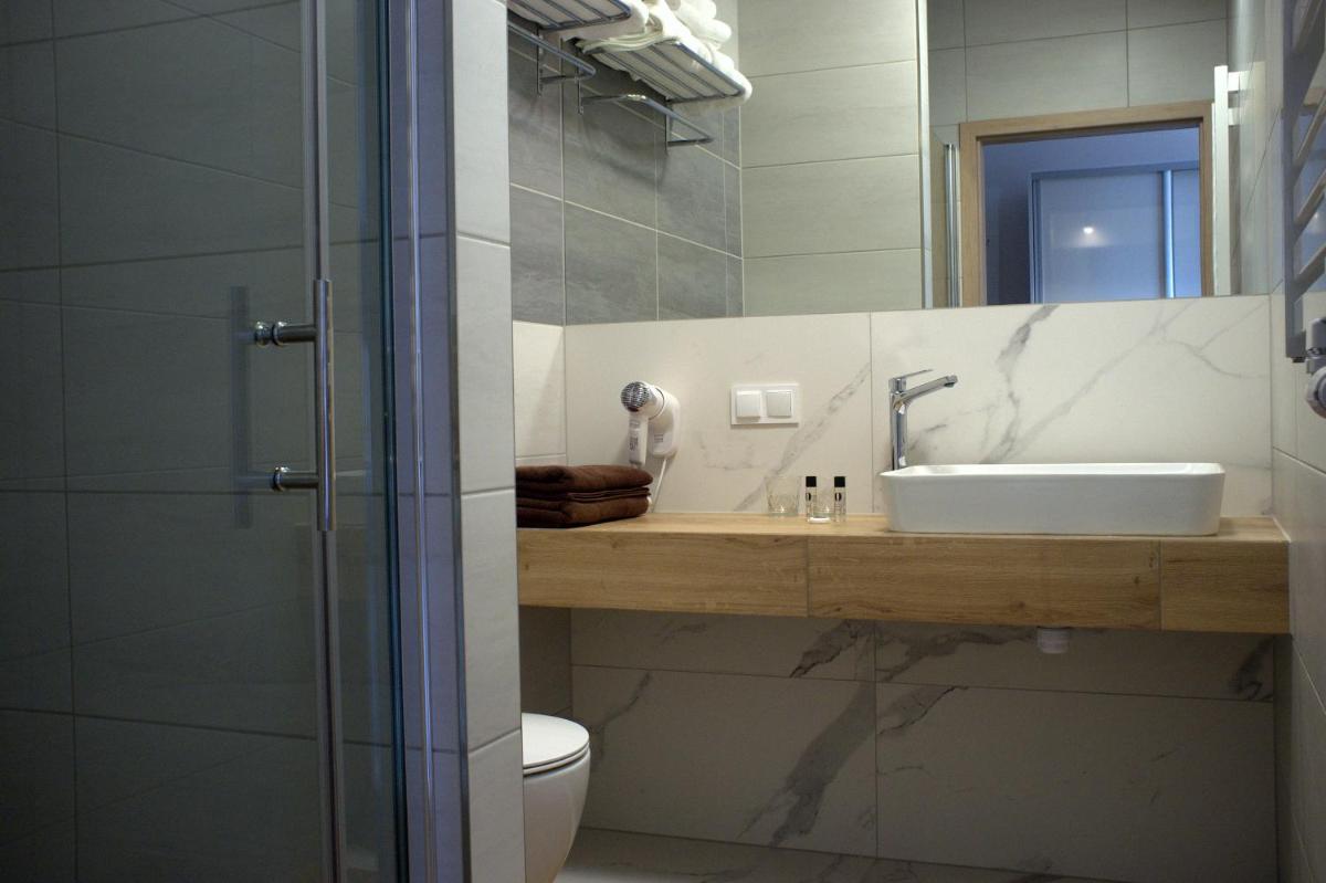 Triple Room - Photo 6