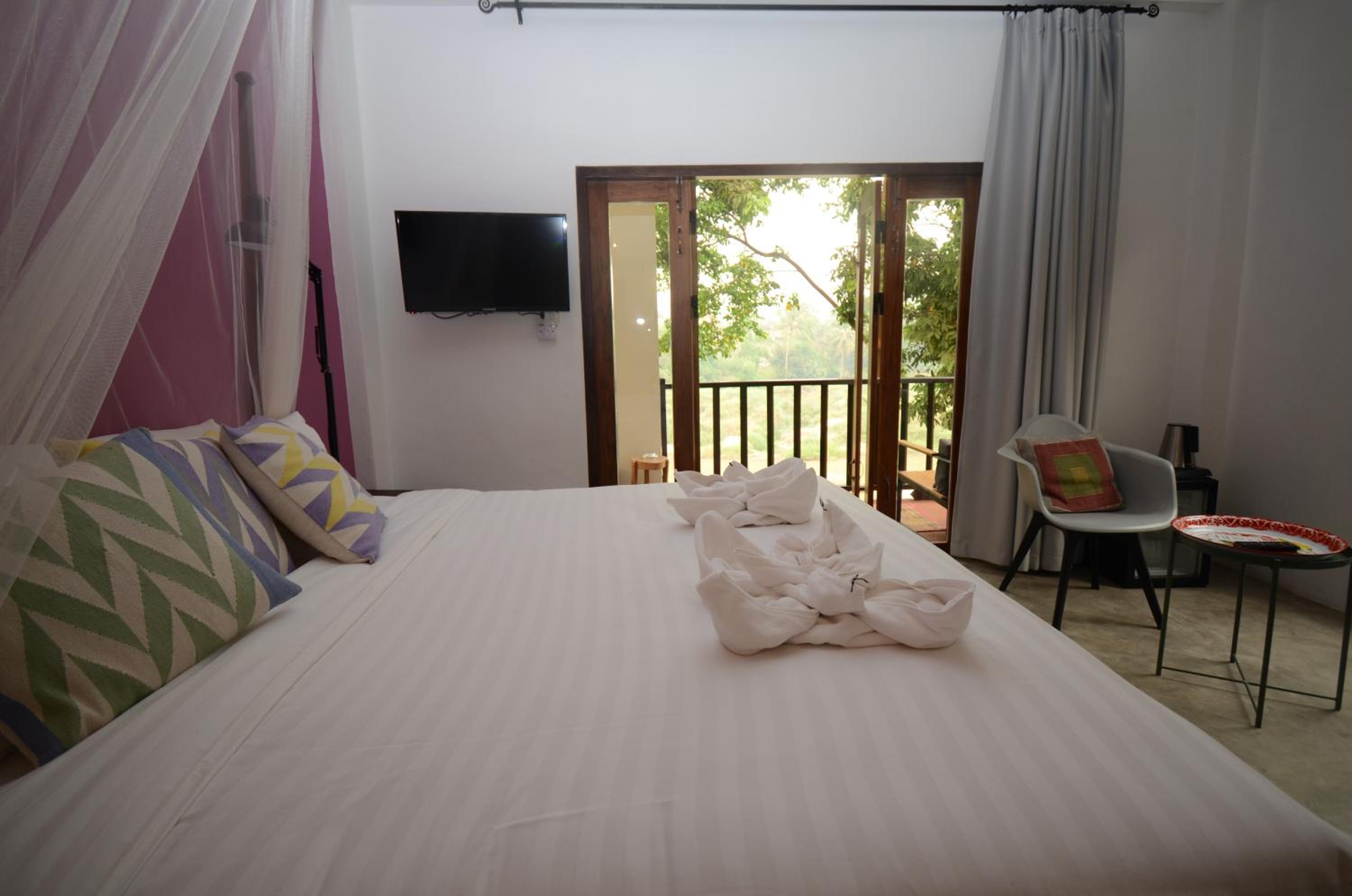 King Room with River View - Photo 24