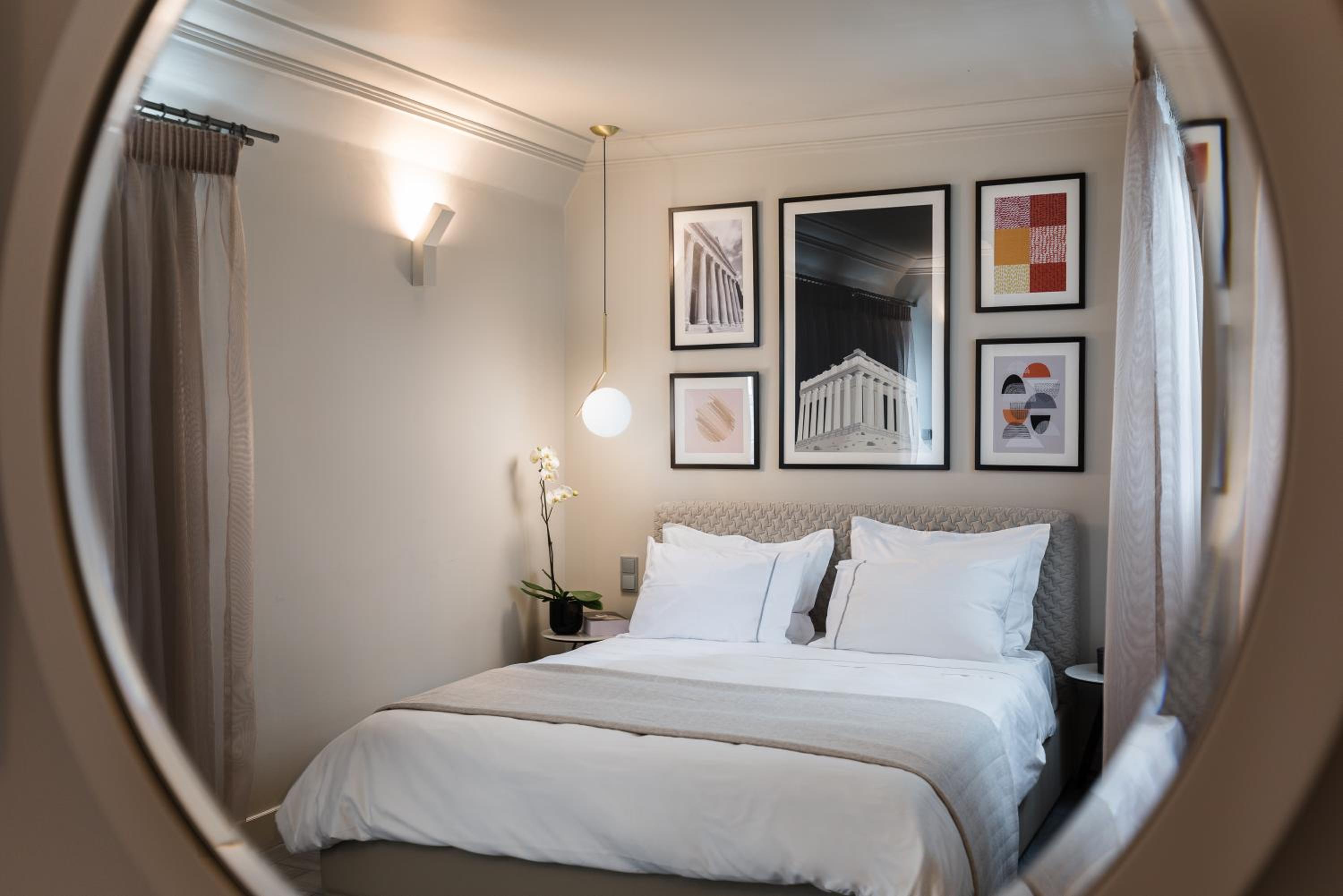 King Room with Balcony photo 2
