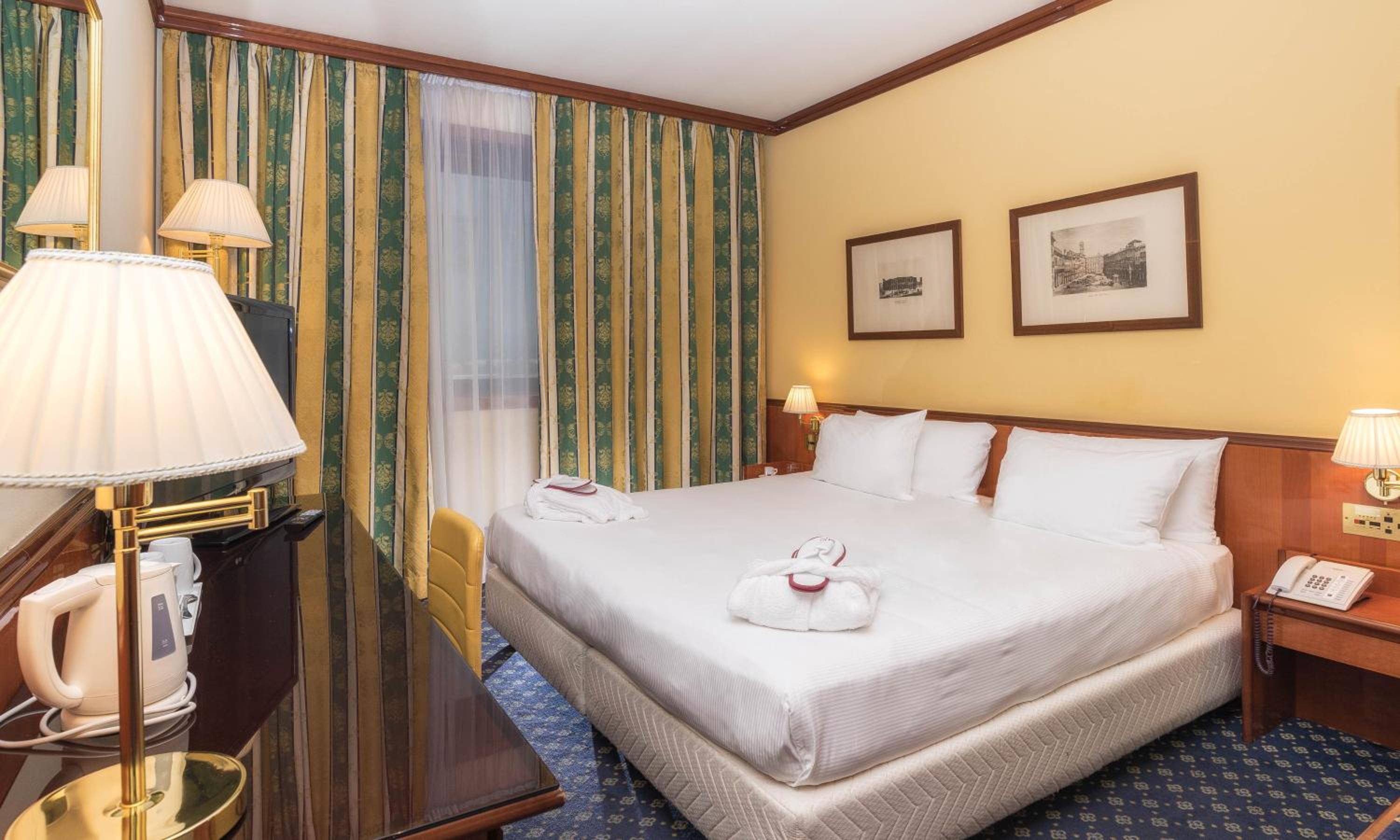 Deluxe Room photo 1