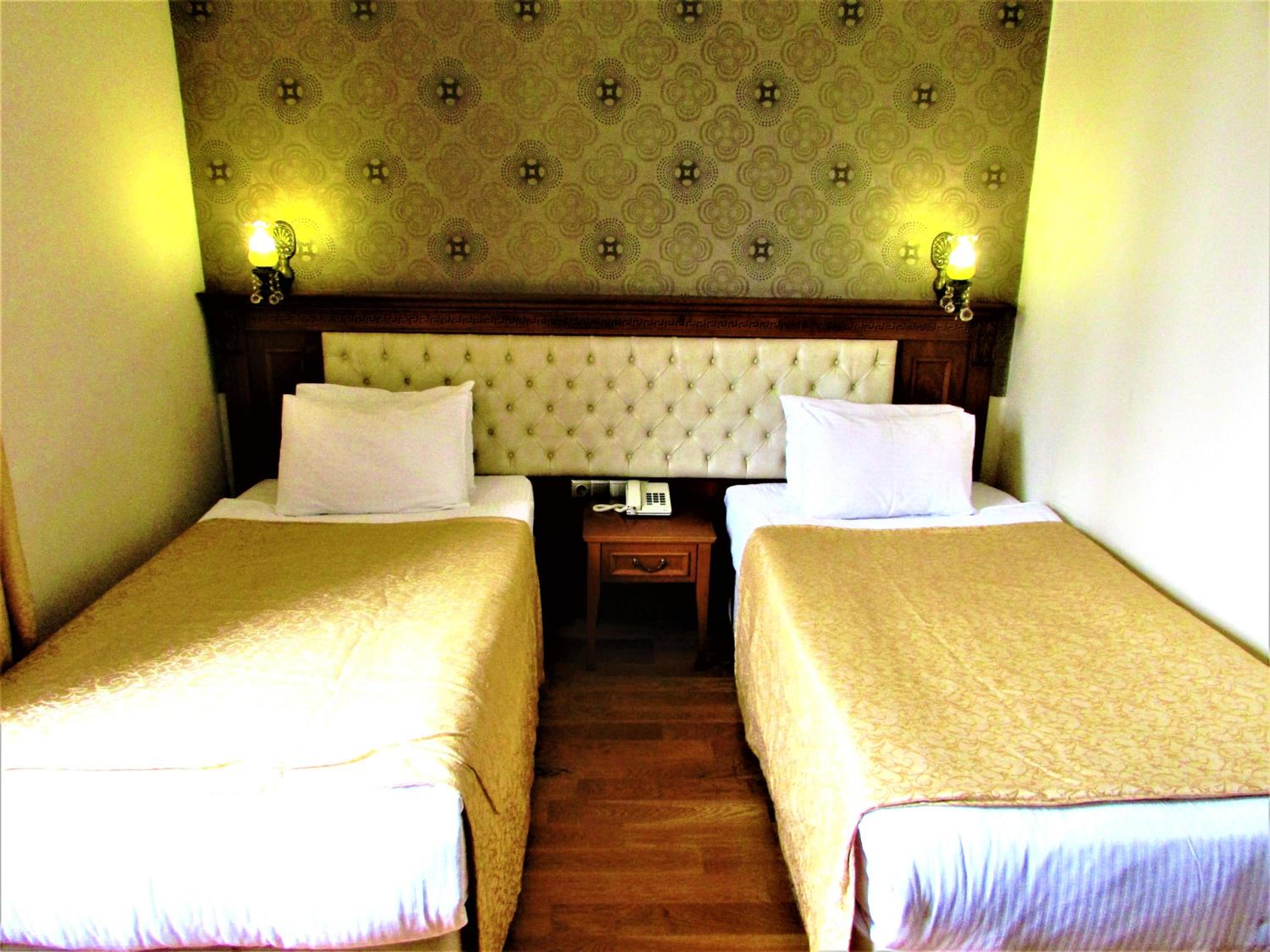 Standard Twin Room photo 2