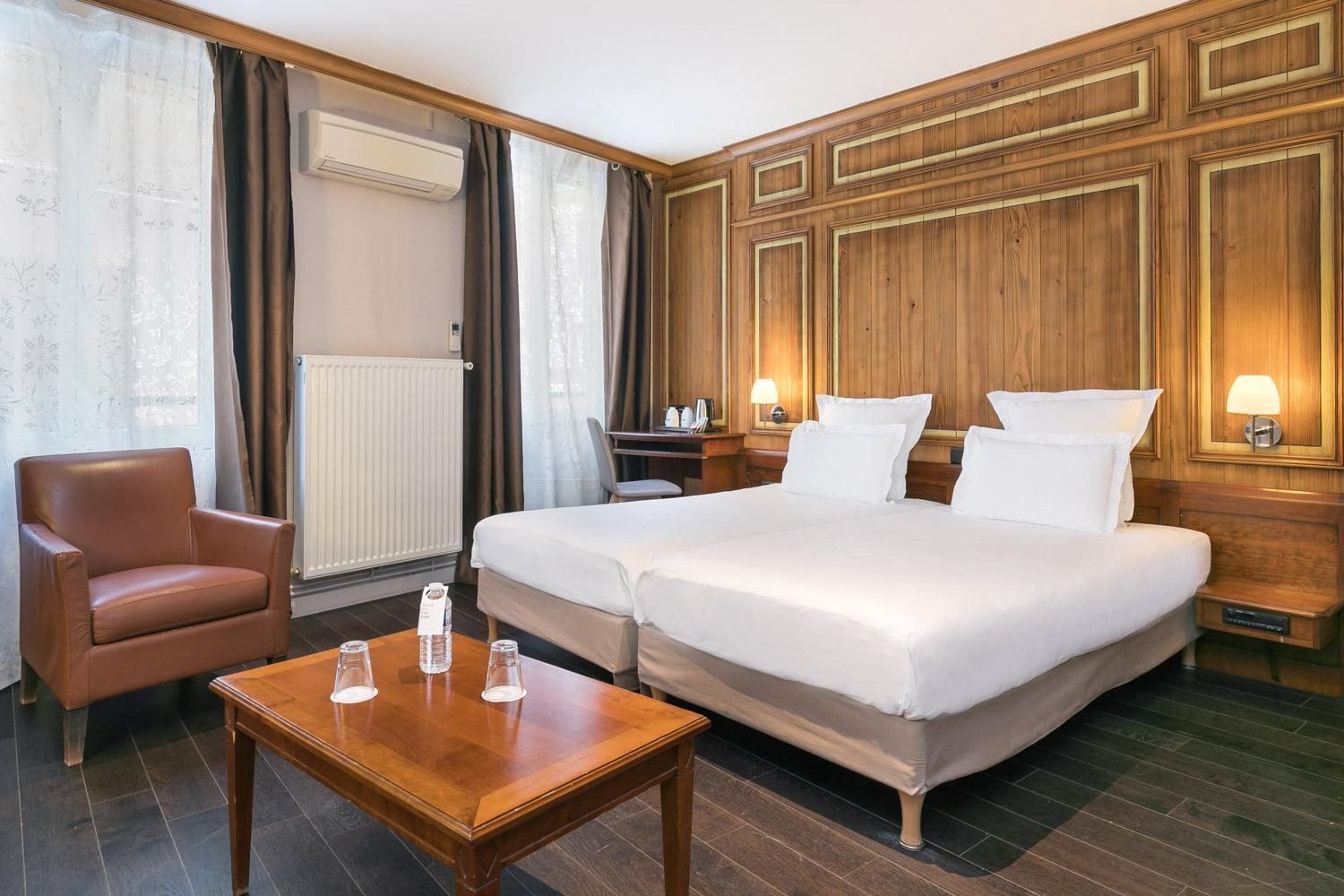 Deluxe Twin Room