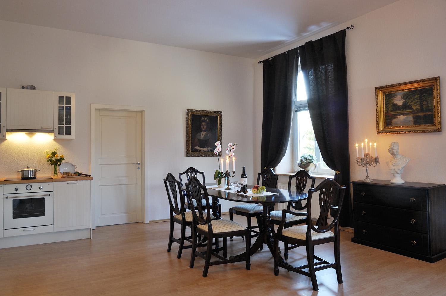 Deluxe Suite photo 2