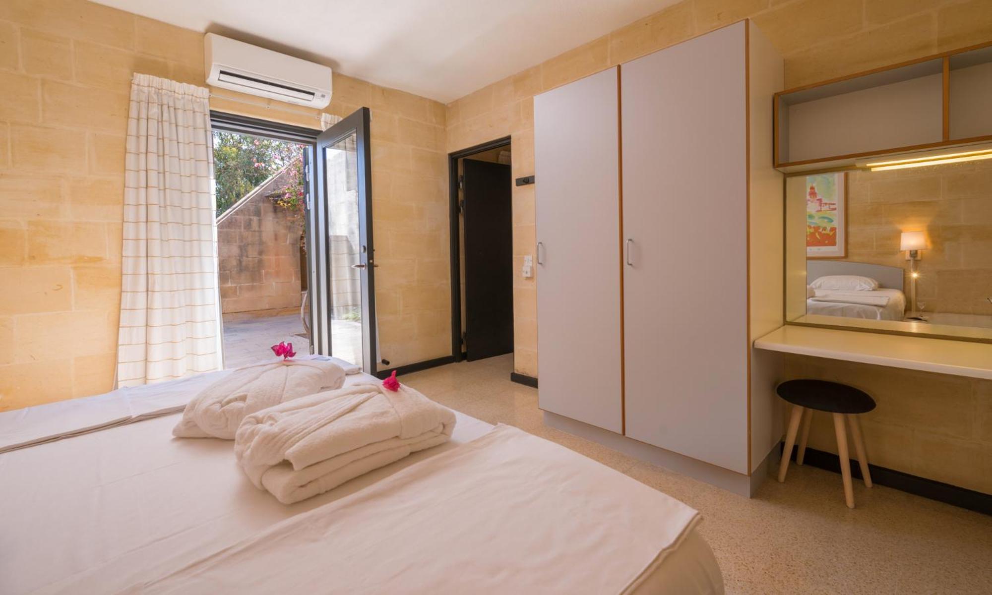 Bungalow (3 Adults)