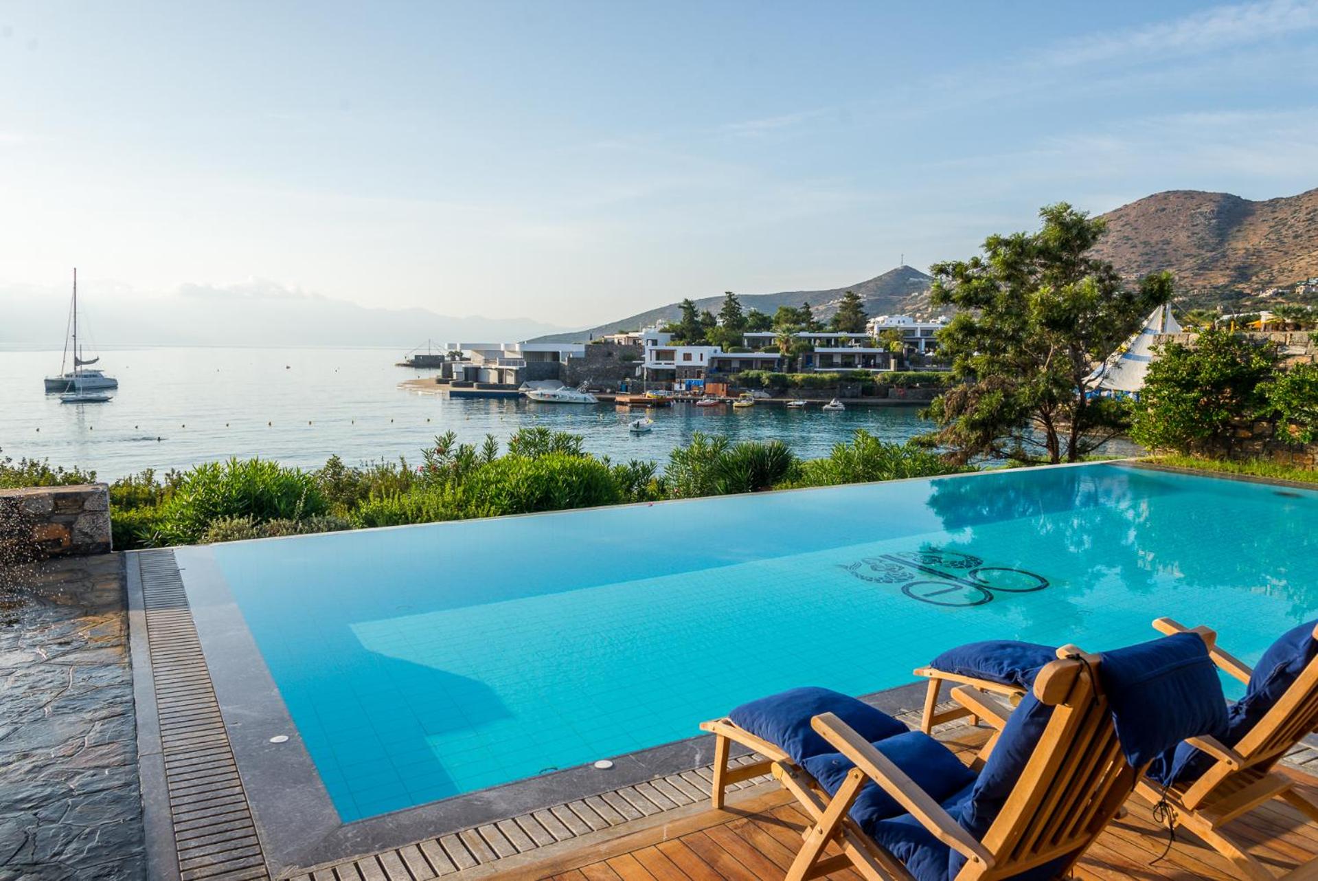 Mediterranean Villas Front Sea View with Private Pool - Photo 6