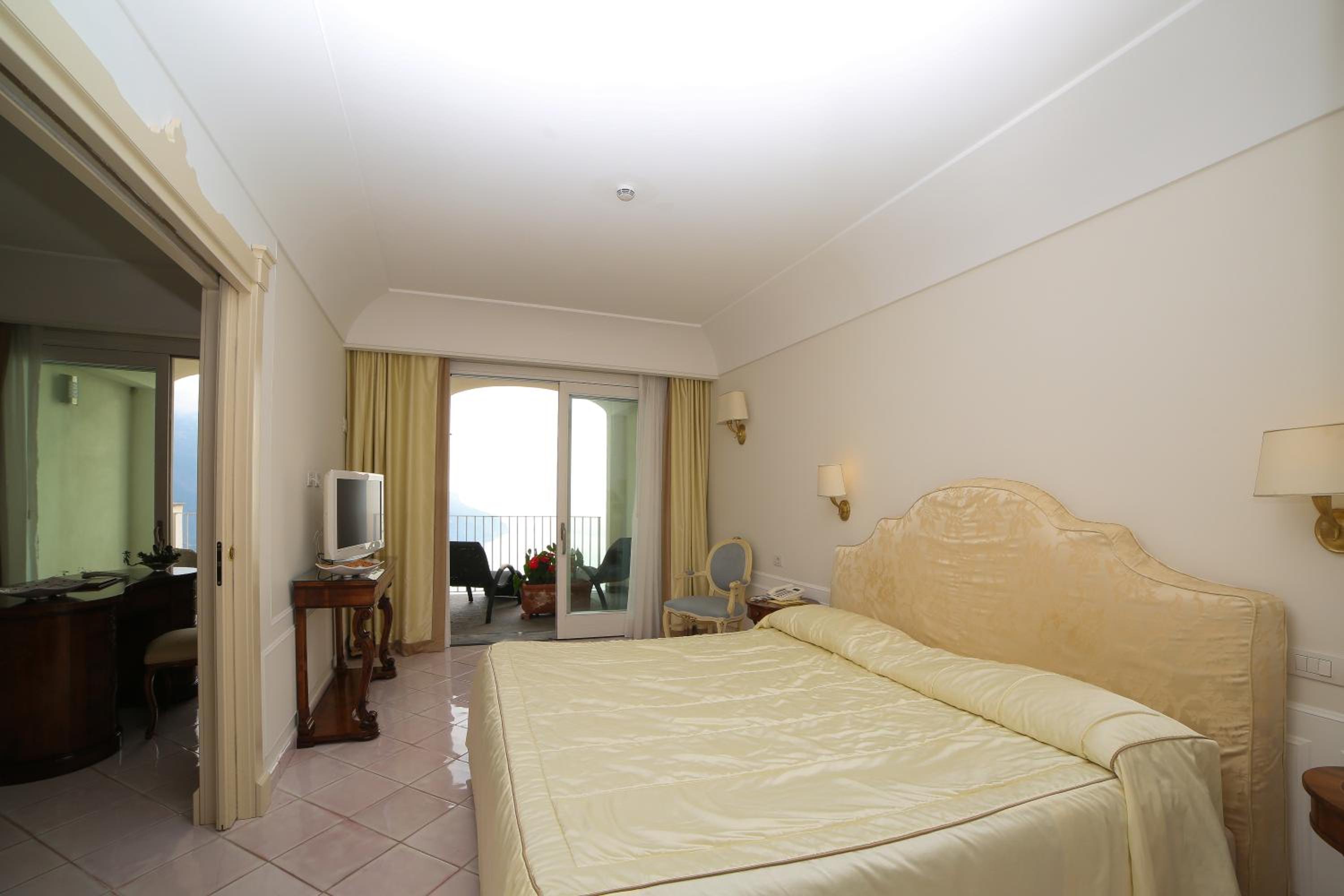 Suite - Photo 6