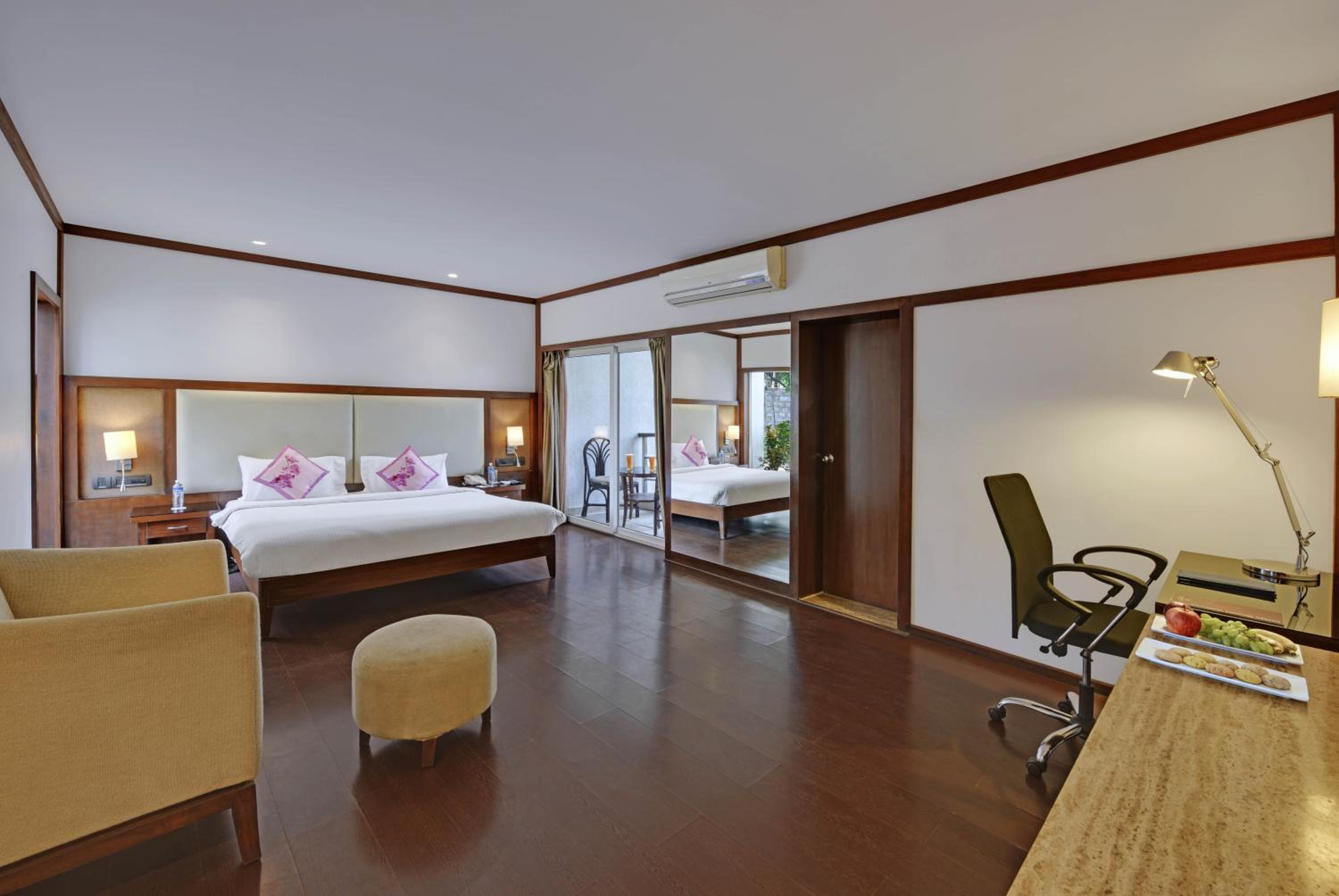 Superior Room with 15% Discount on Food & Beverages