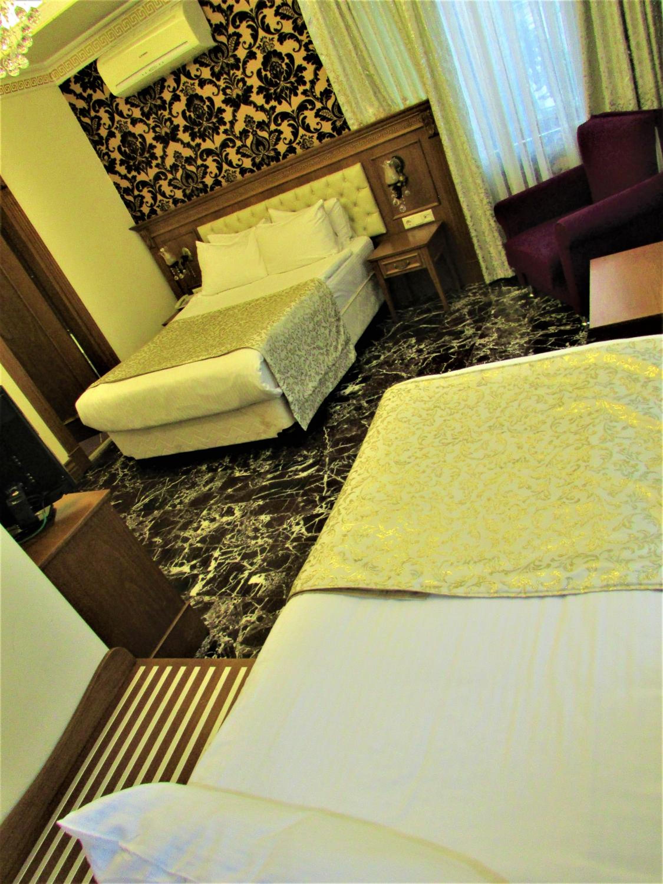 Standard Triple Room photo 2