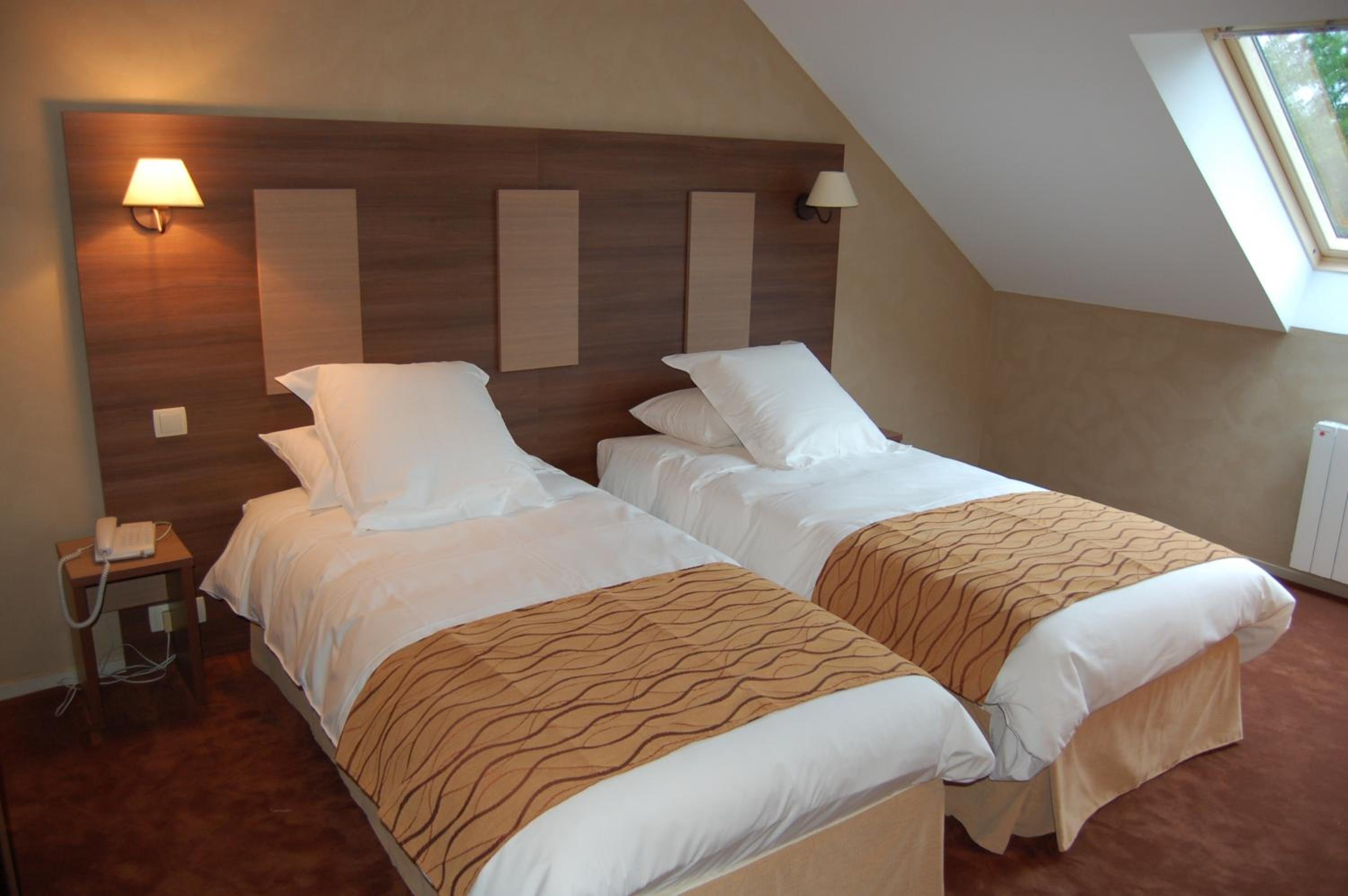 Standard Twin Room photo 2