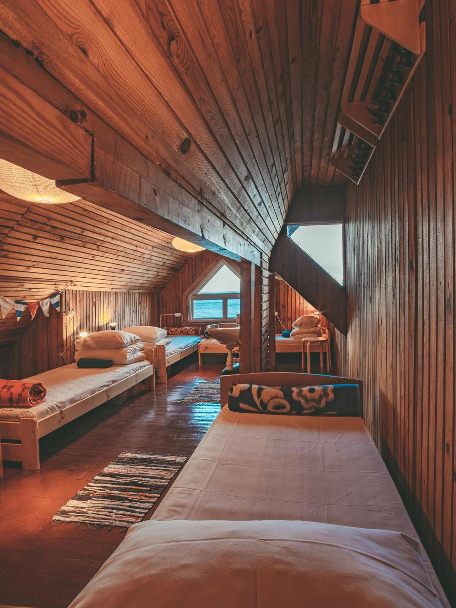 Single Bed in Mixed Dormitory Room photo 3