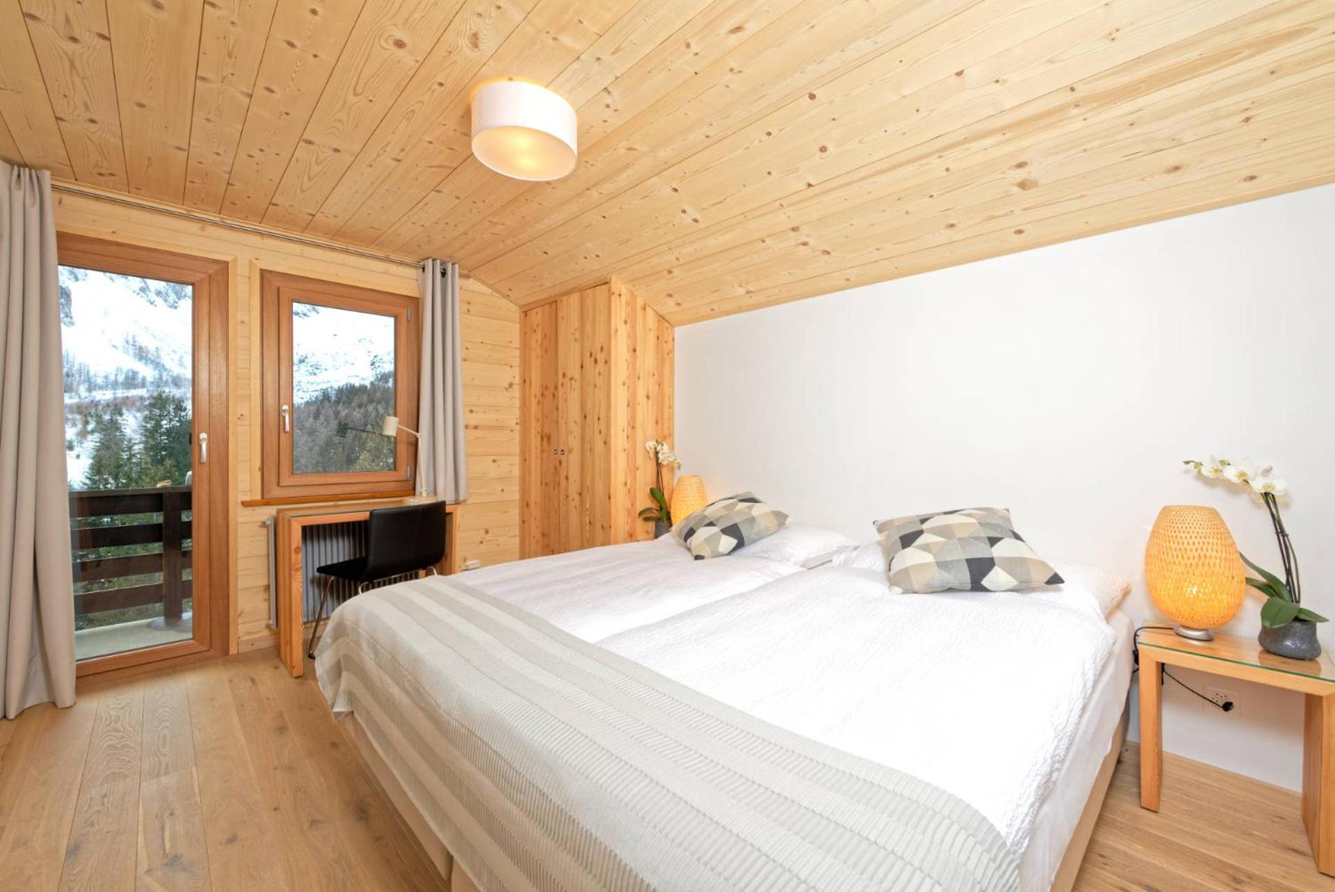 Twin Room with Mountain View photo 3