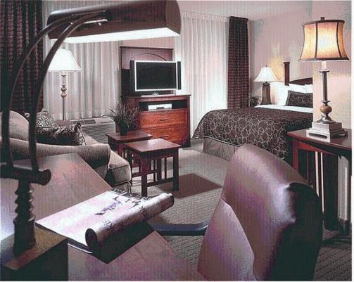 Two-Bedroom Suite With Four Double Beds - Non-Smoking - Photo 1