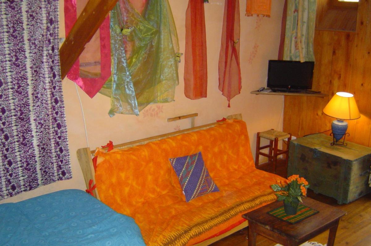 One-Bedroom House photo 3