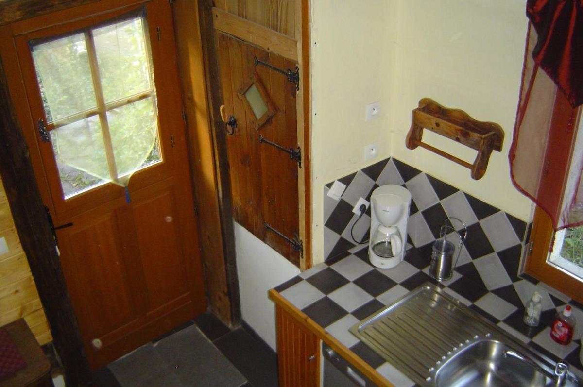 Two-Bedroom House photo 3