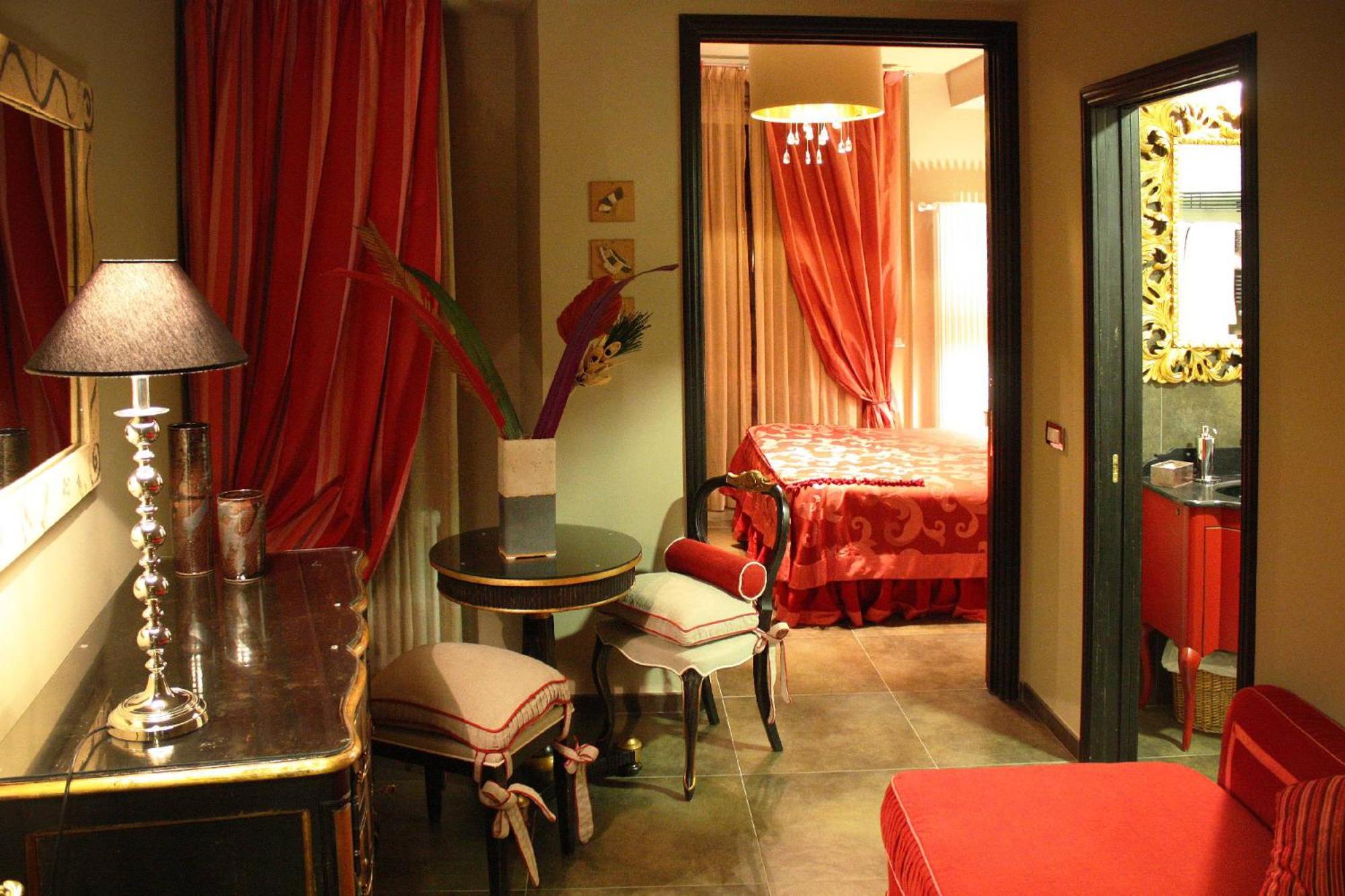 Standard Triple Room with Sea View
