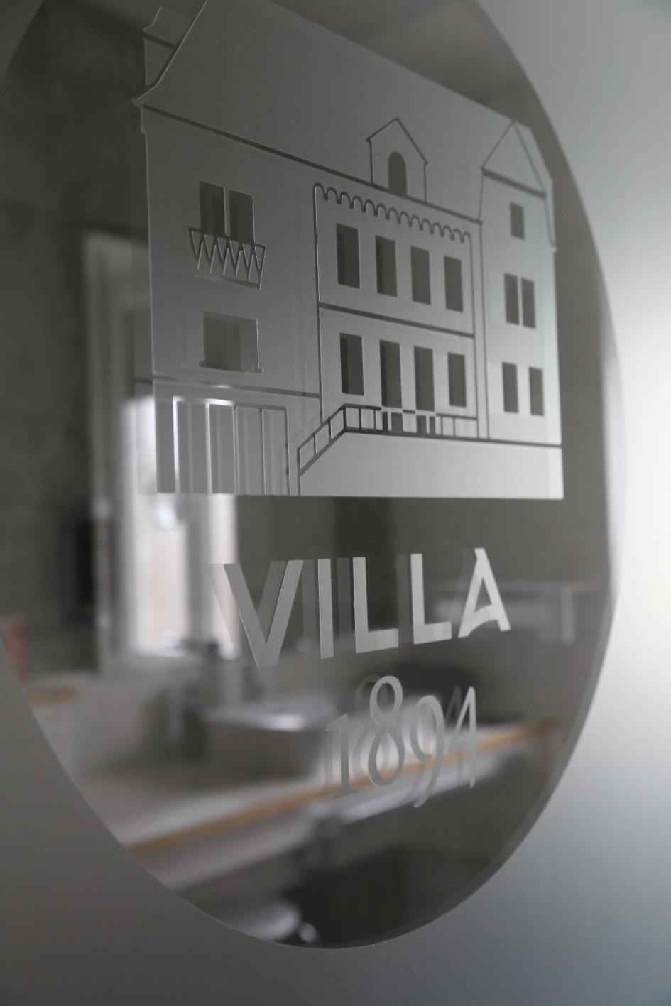 Standard Villa photo 3