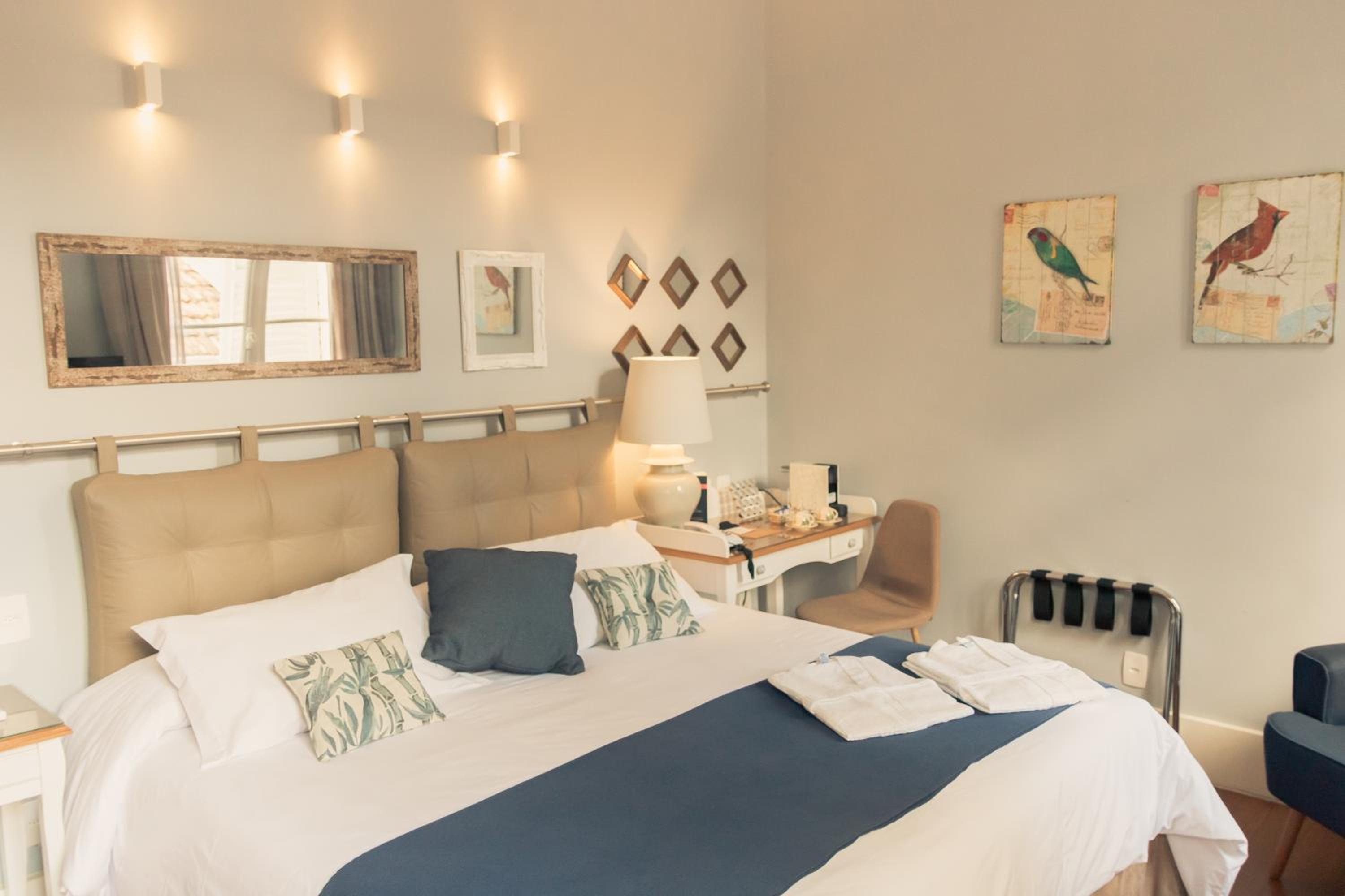 Superior Suite - Photo 1