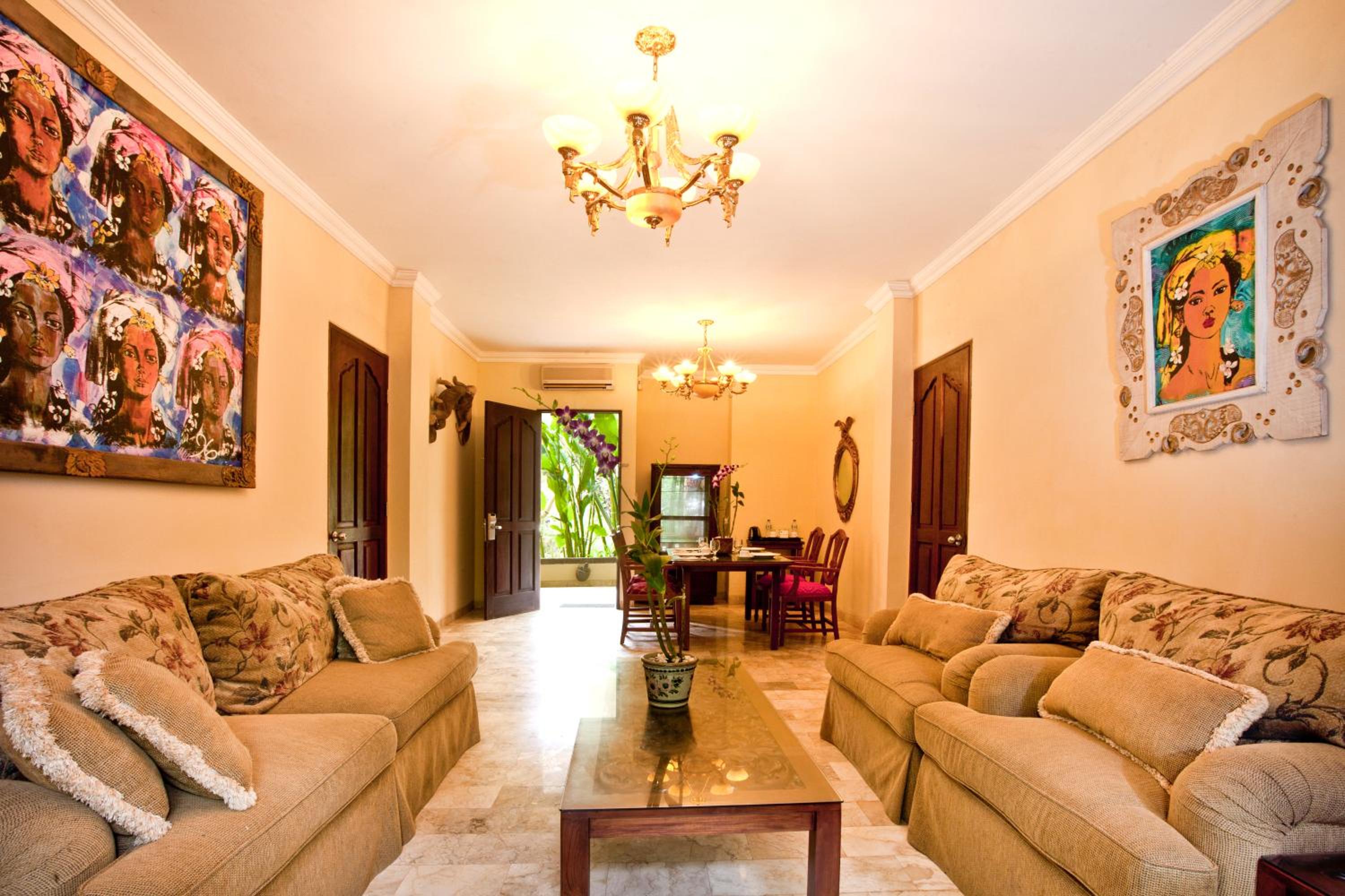 Two-Bedroom Ambasador Suite photo 2