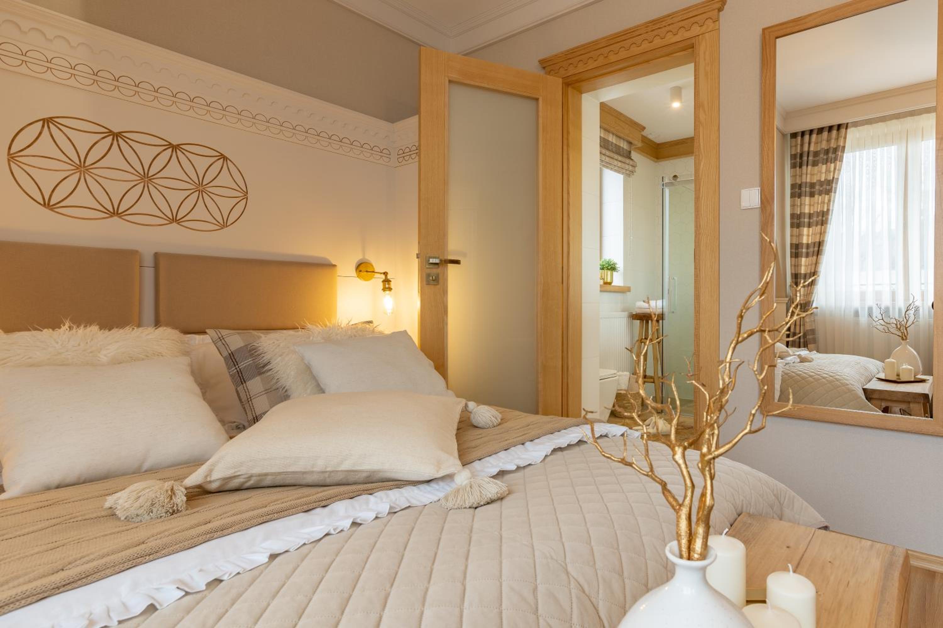 Deluxe Double Room - Photo 3