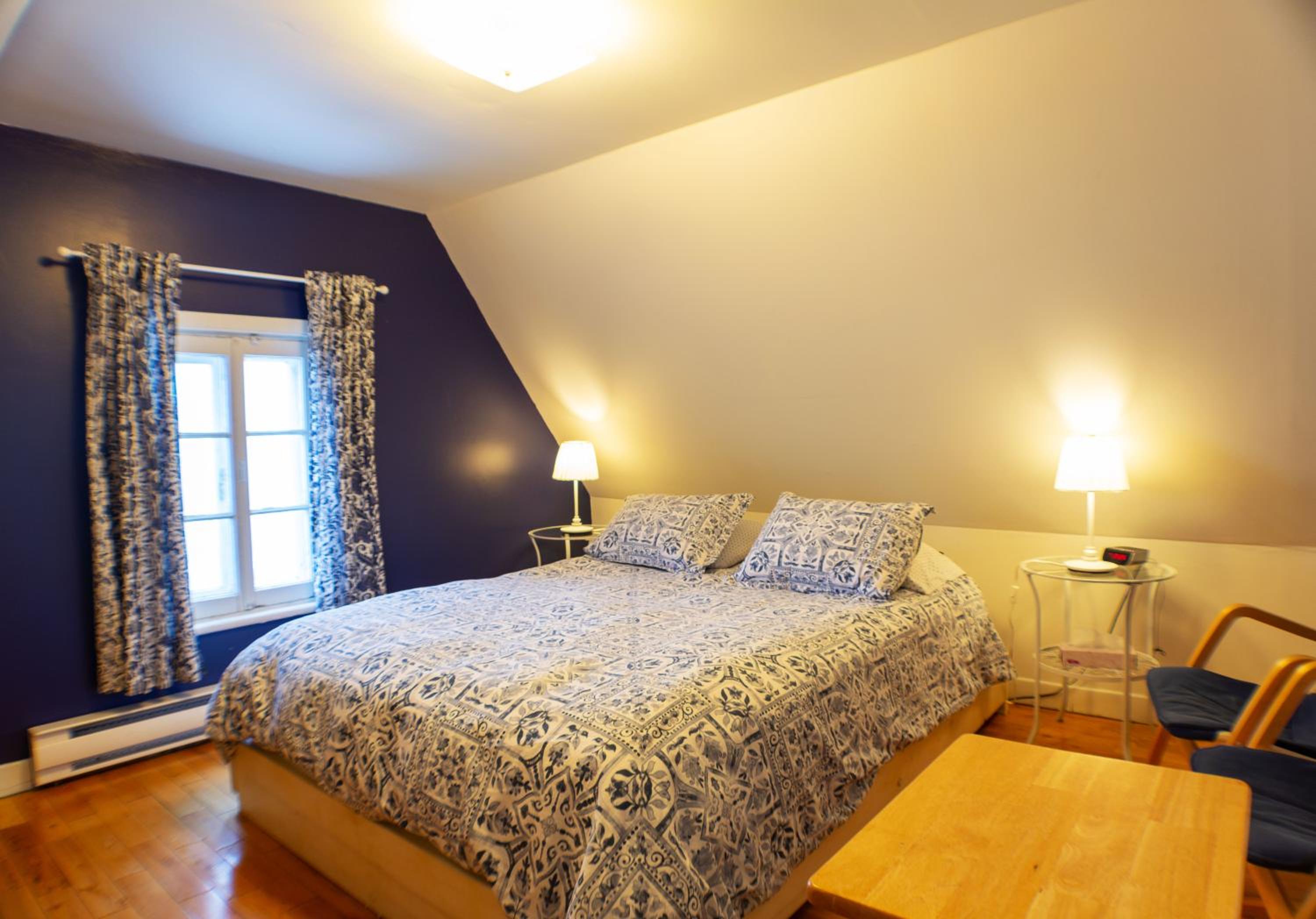 Queen Room