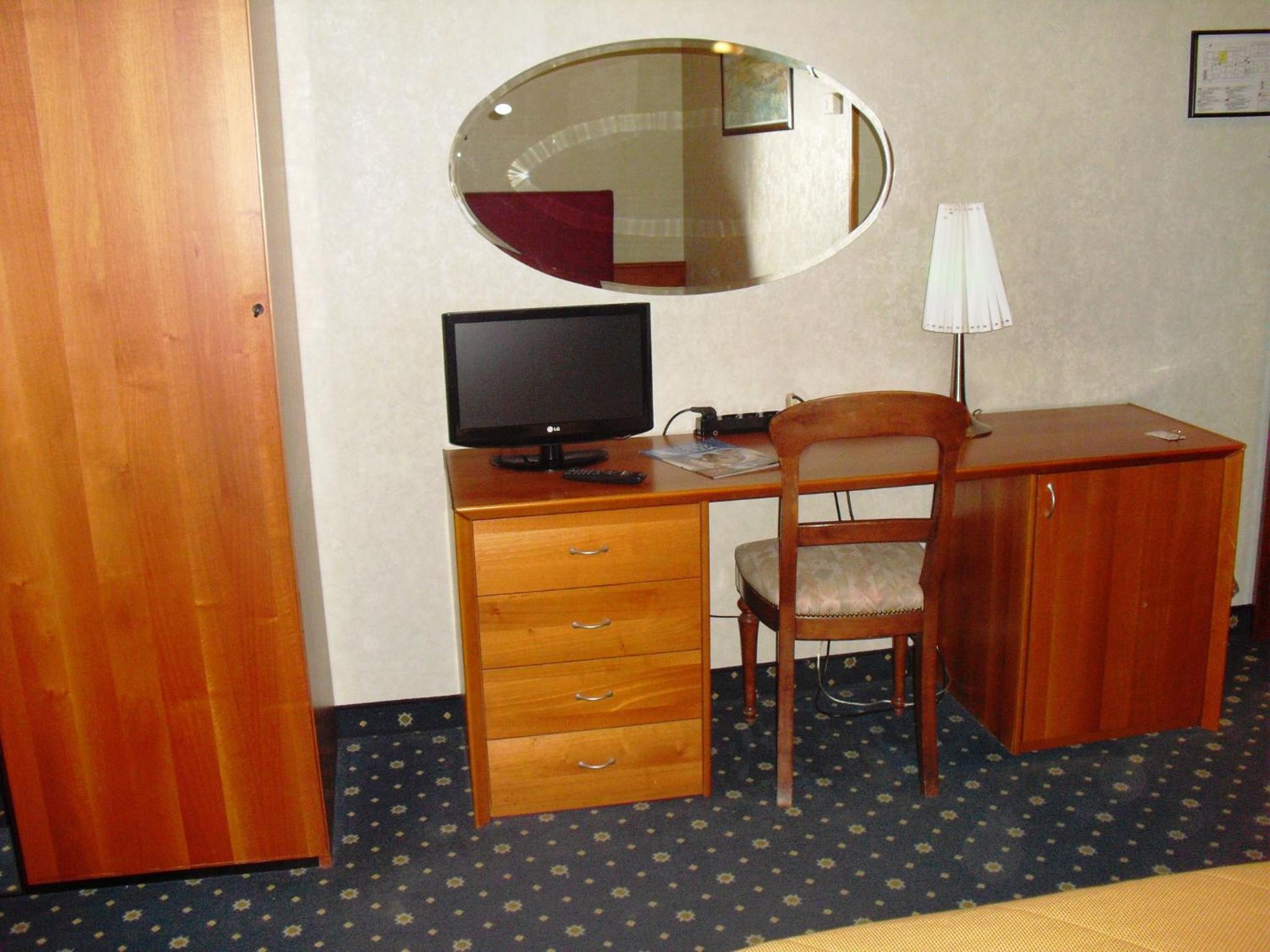 Standard Triple Room - Photo 2