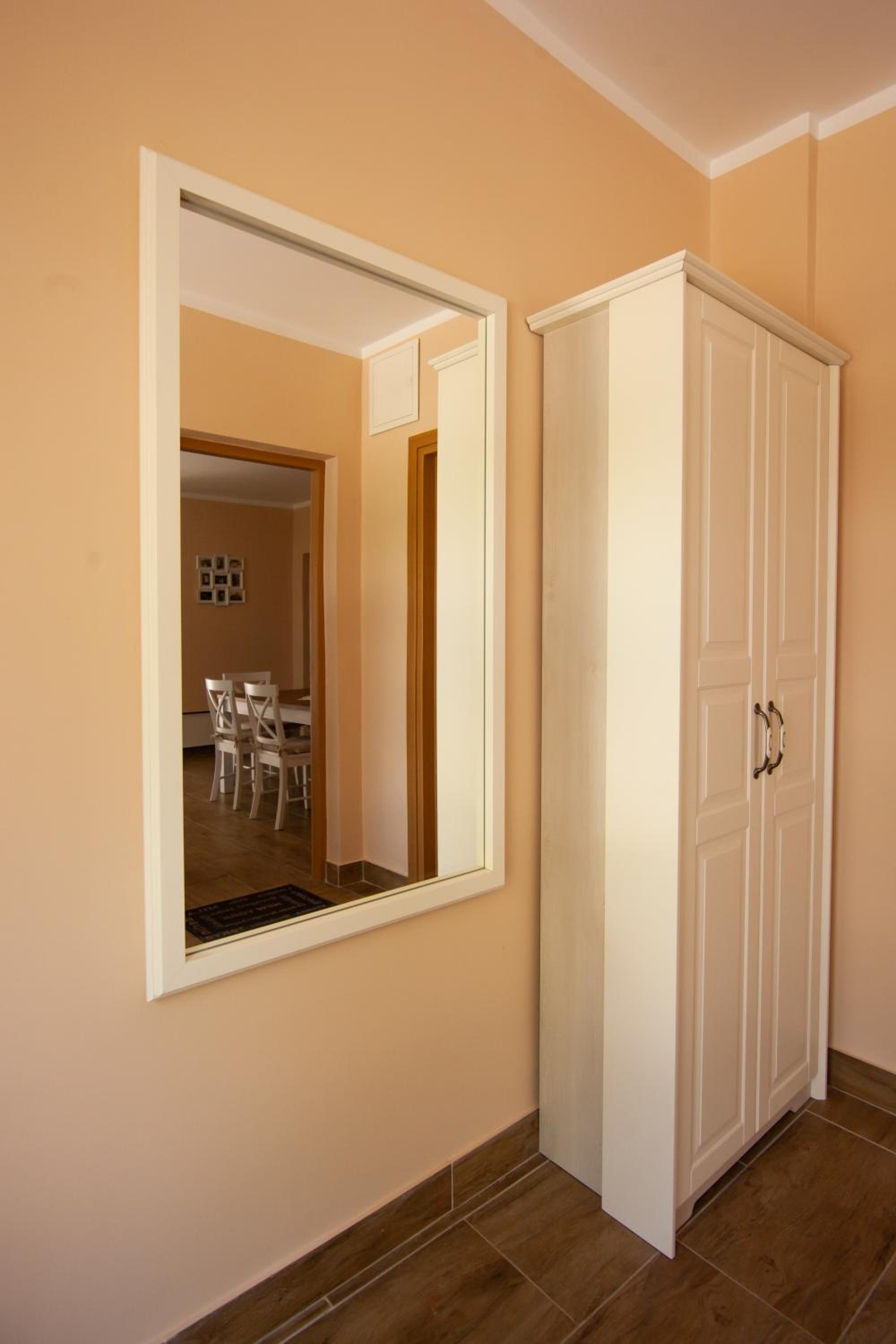 One-Bedroom Apartment - Photo 24
