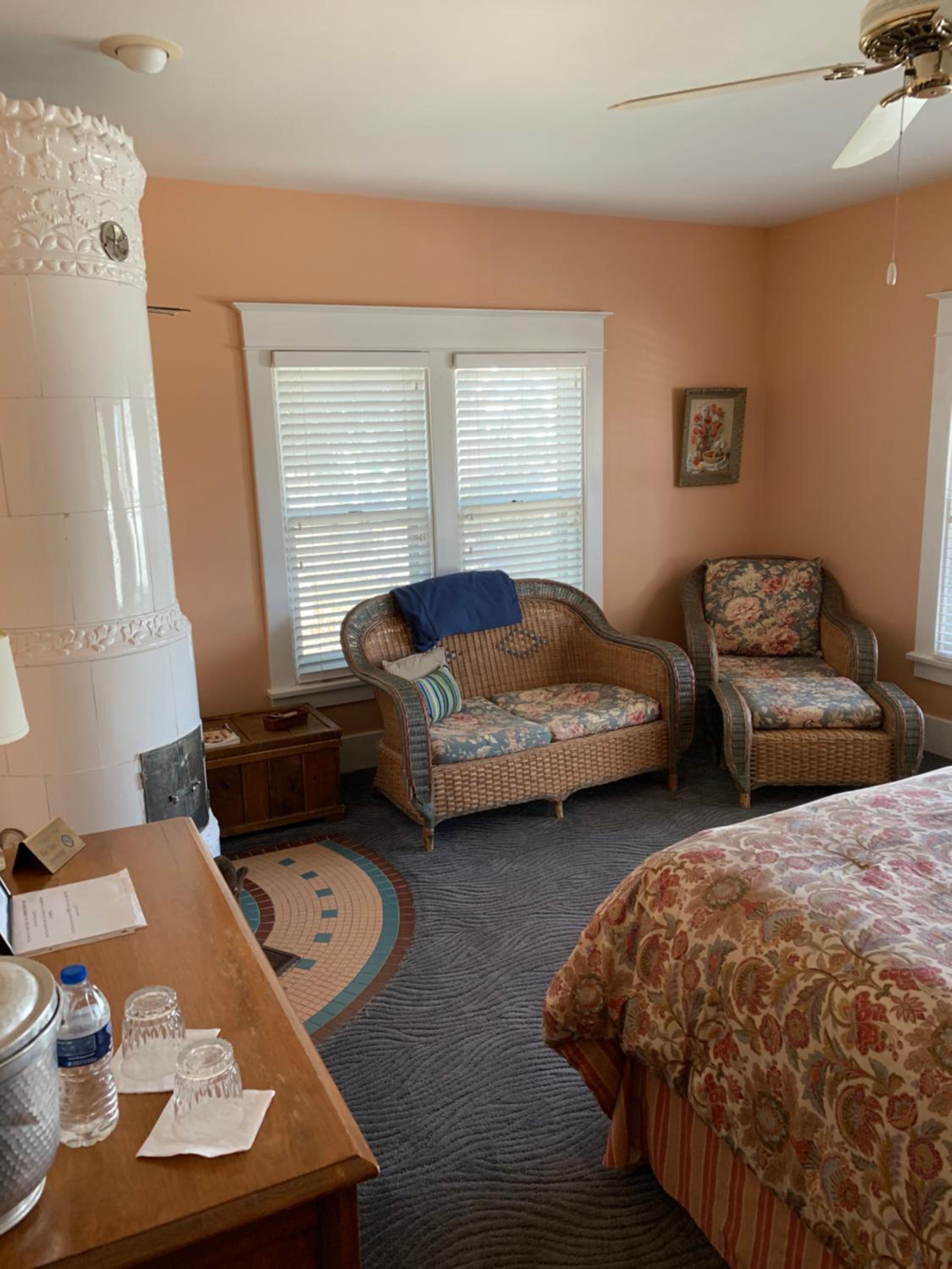 Queen Room - The Lakeside photo 2