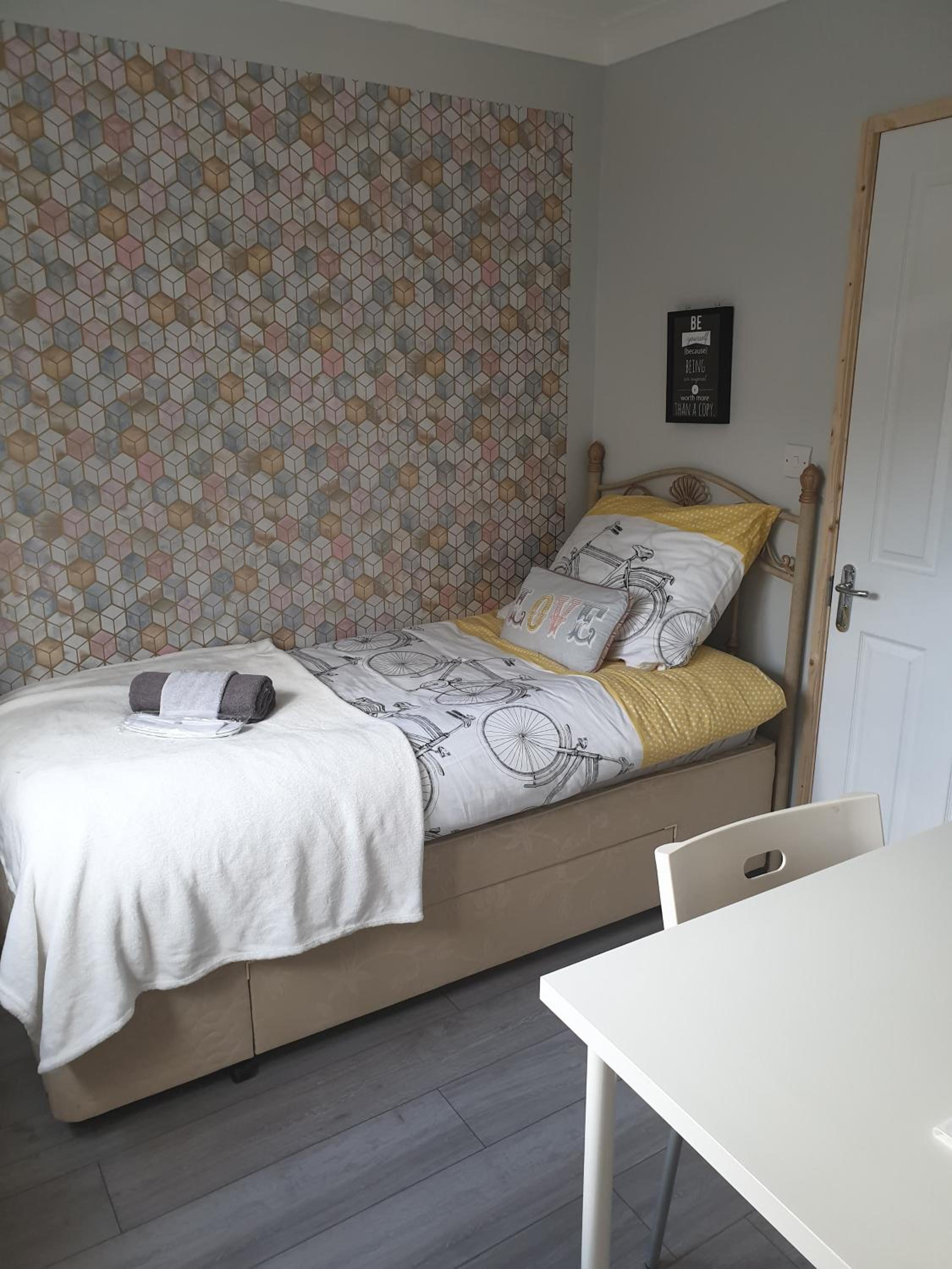 Single Room photo 1