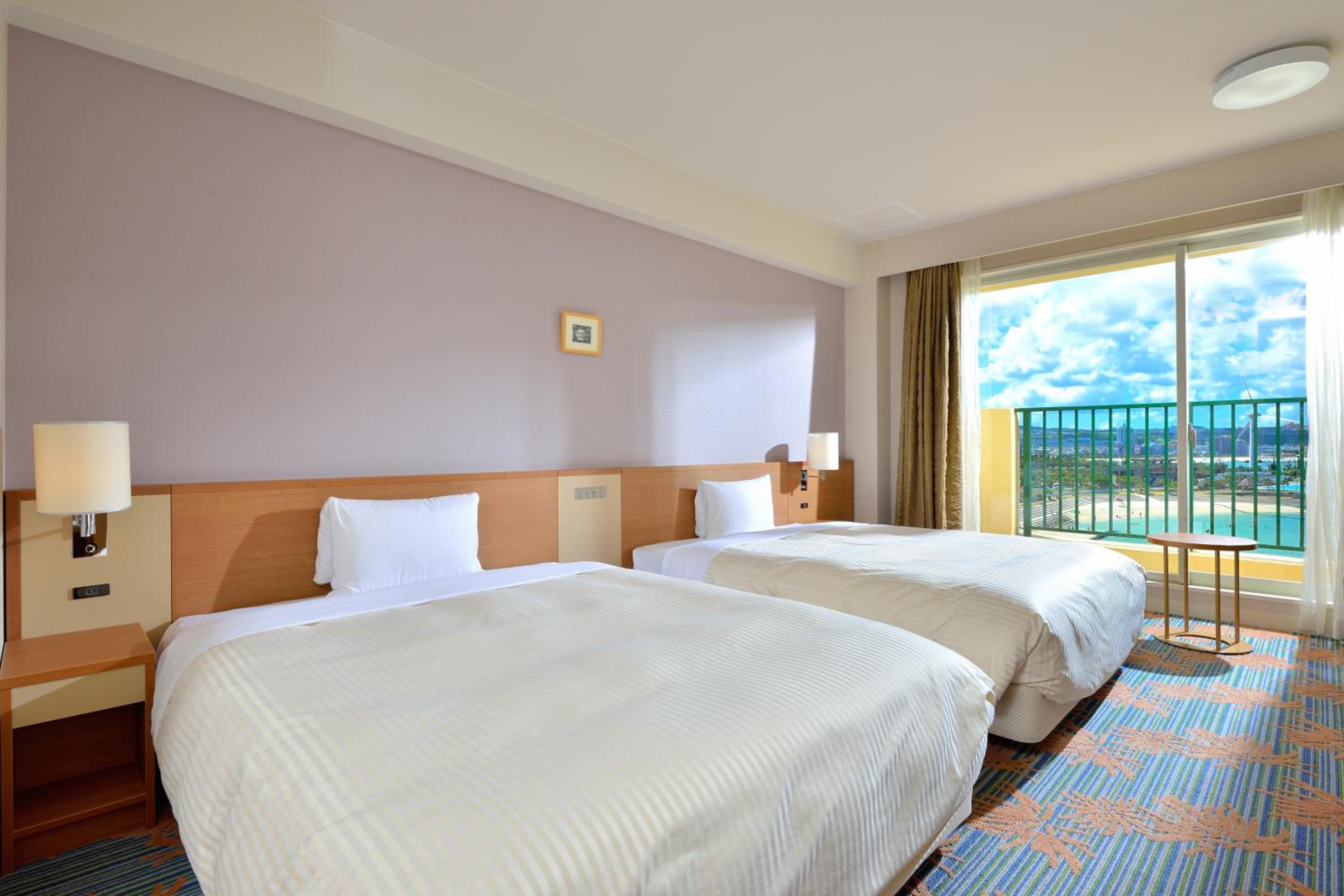 Superior Twin Room with Sea View - Non-Smoking - Photo 8