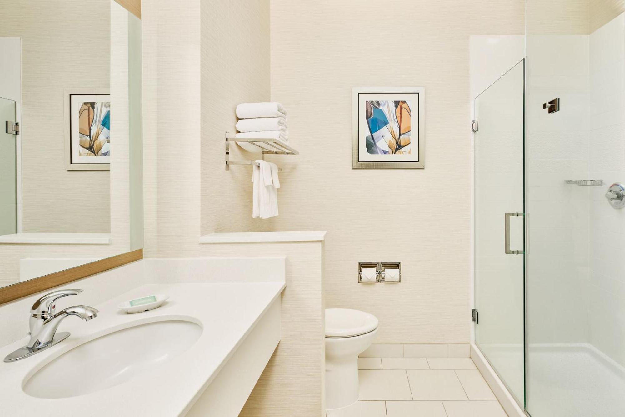 King Room - Hearing Accessible