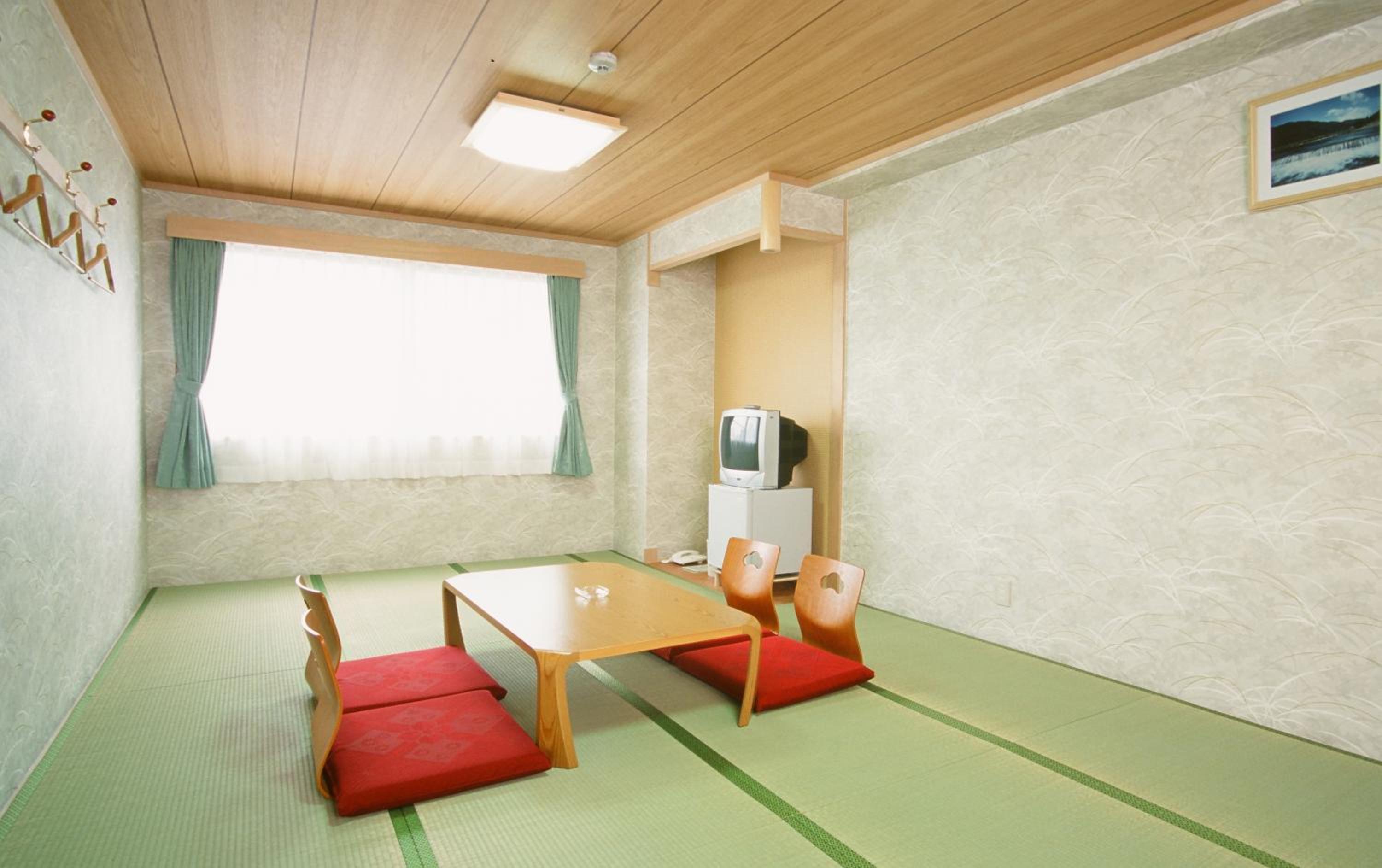 Japanese-Style Room