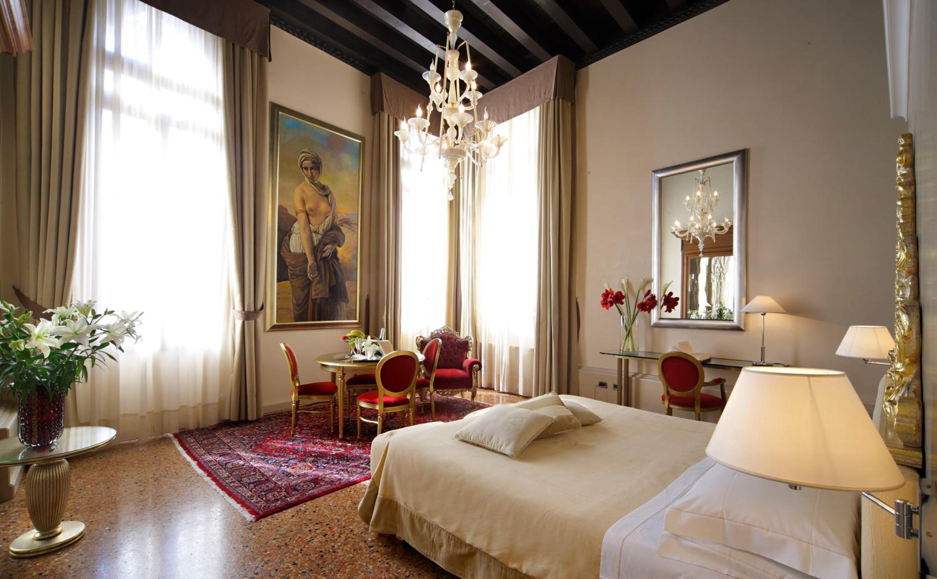 Executive Suite with Canal View (2 Adults)