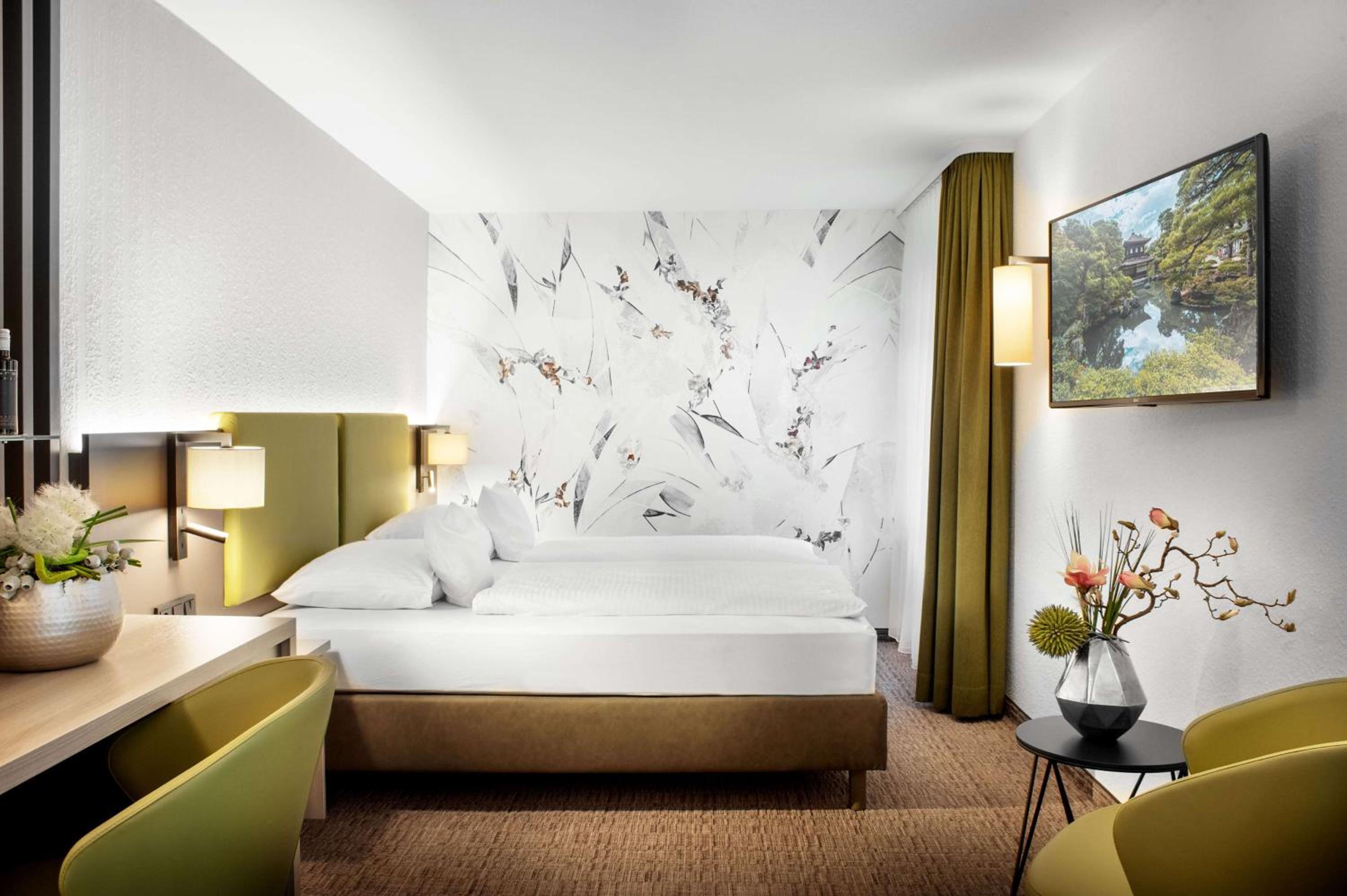 Deluxe Double or Twin Room - Photo 3