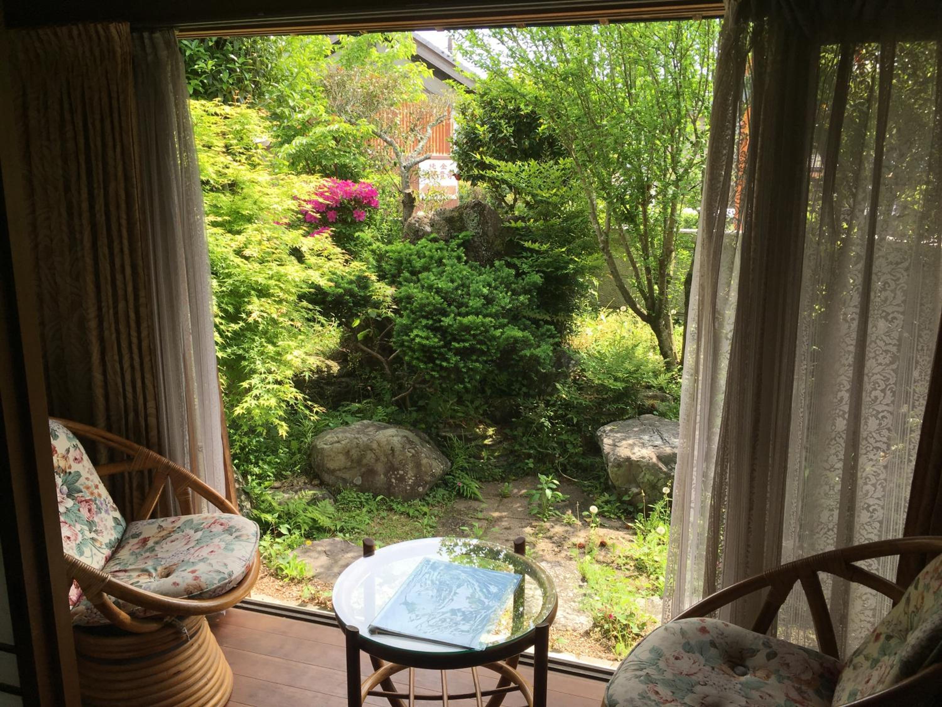 Family Room - Photo 15