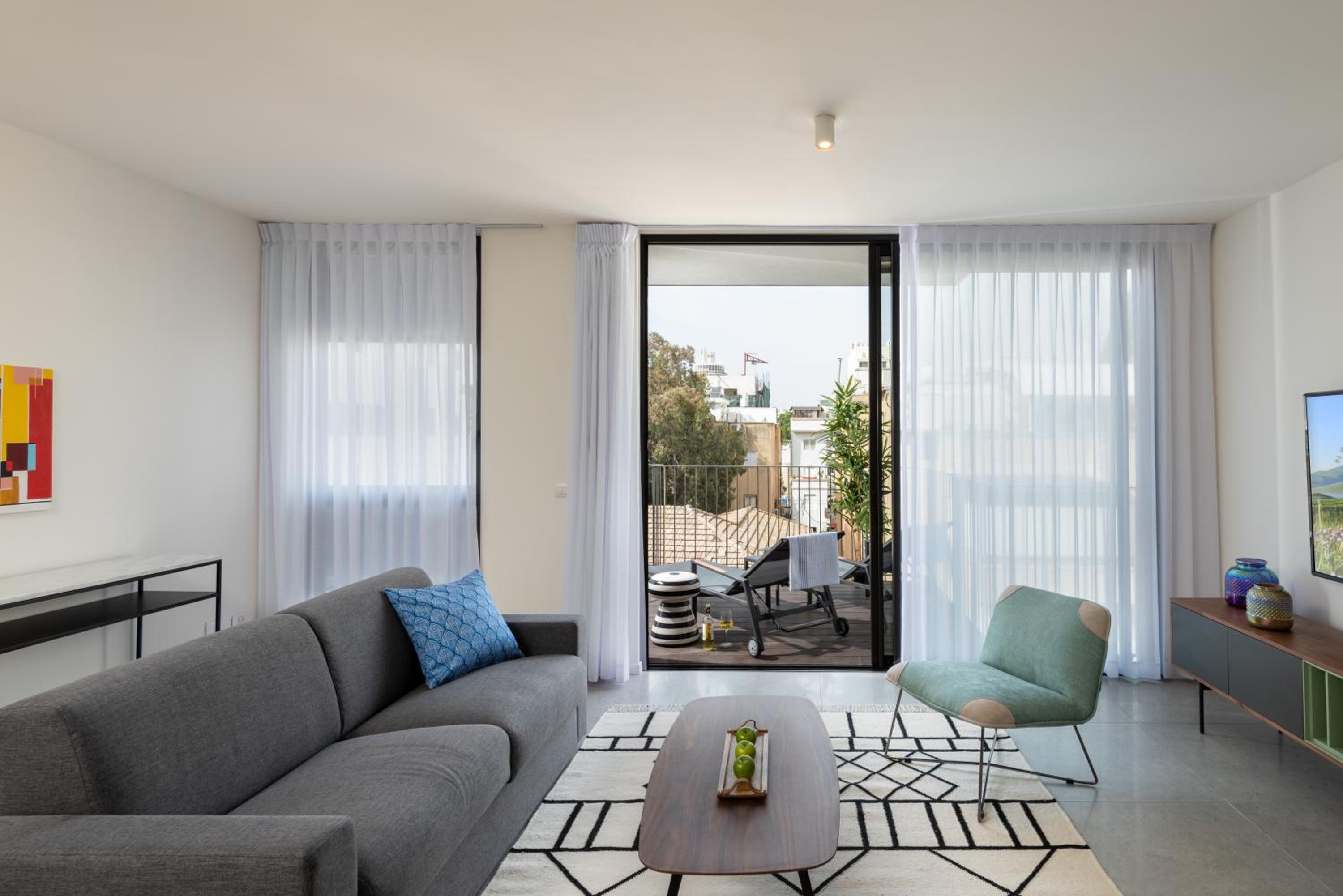 Three bedroom apartment with big Terrace photo 1