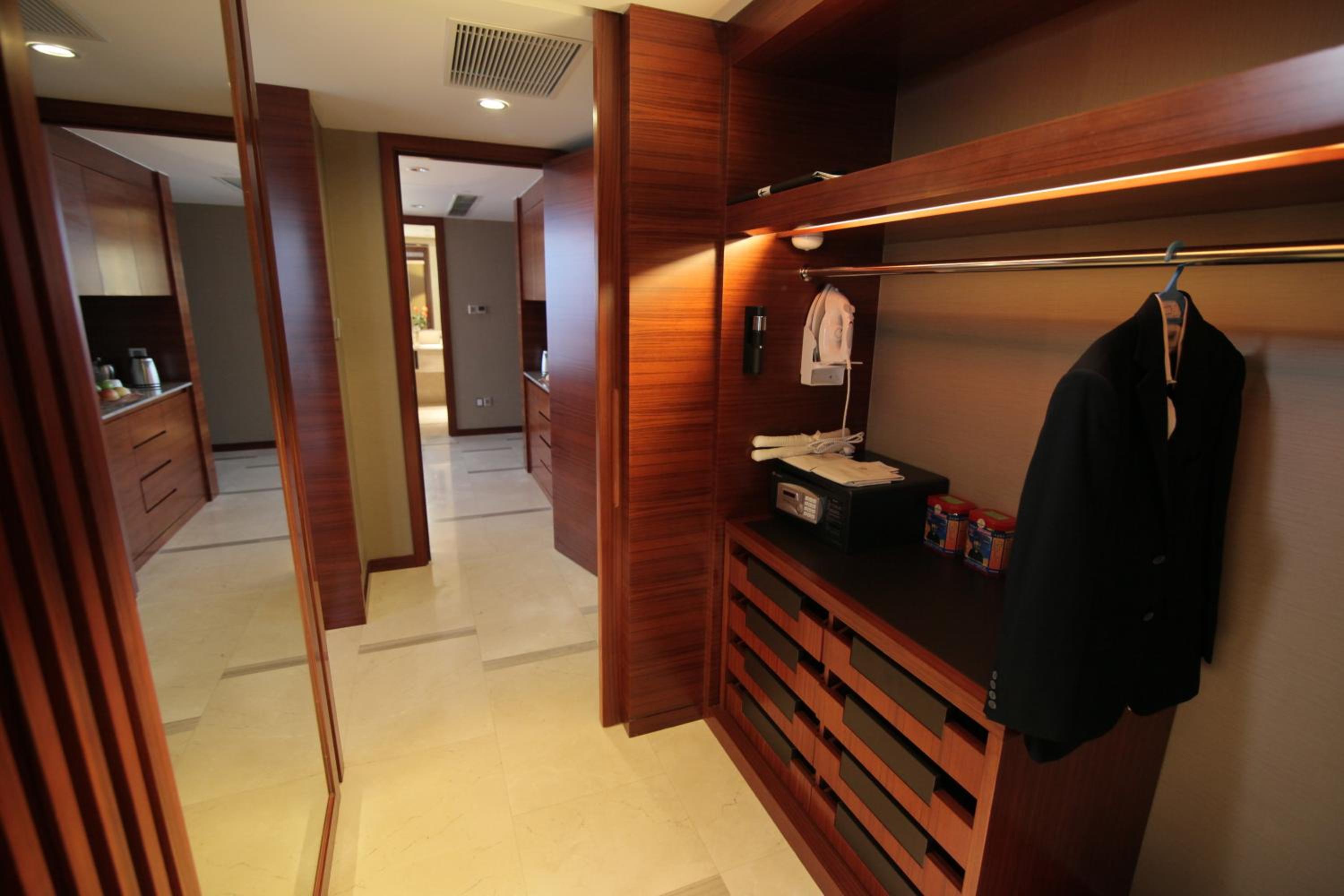 Superior Suite photo 3