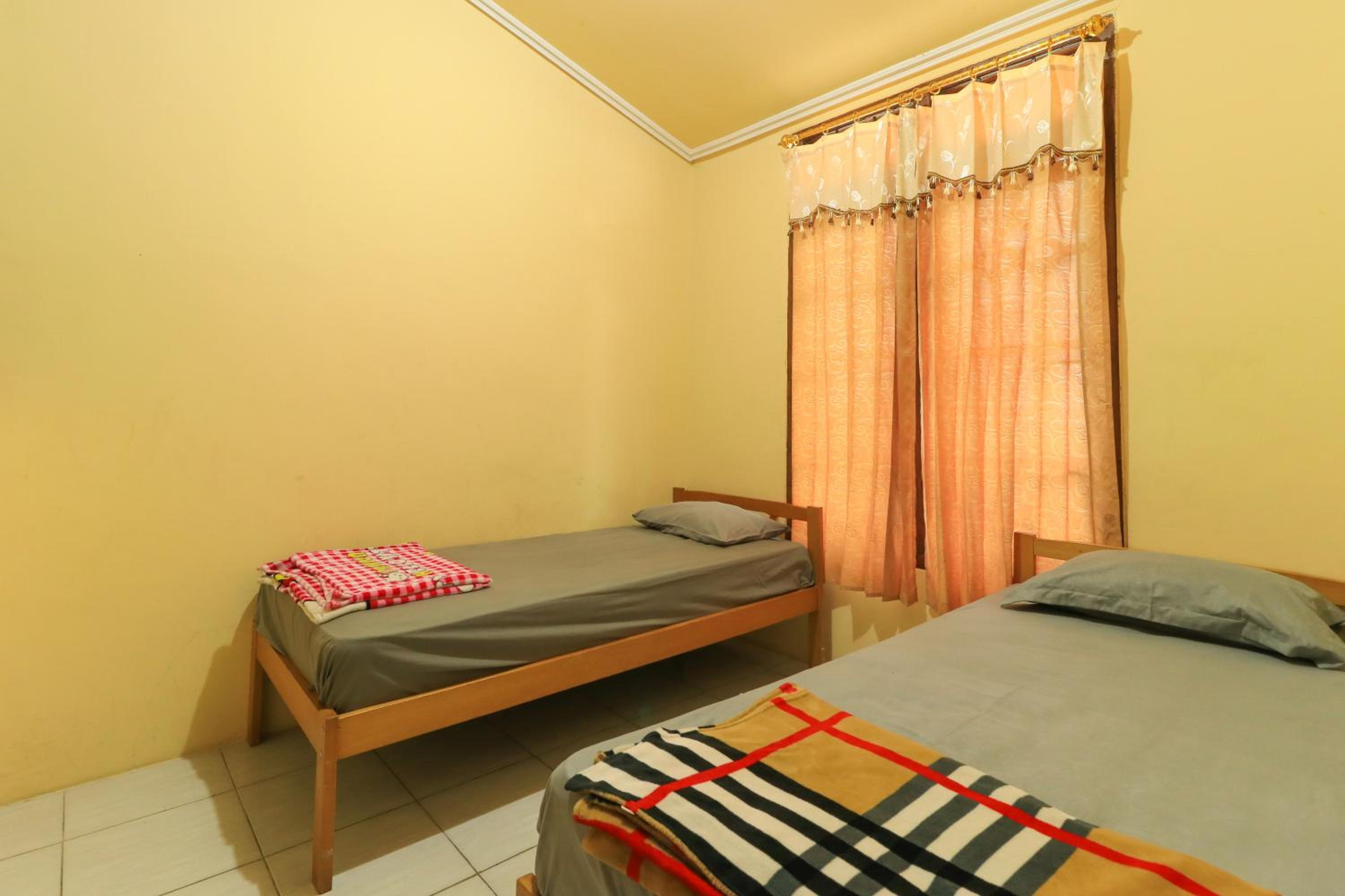 Two-Bedroom Villa - Photo 7